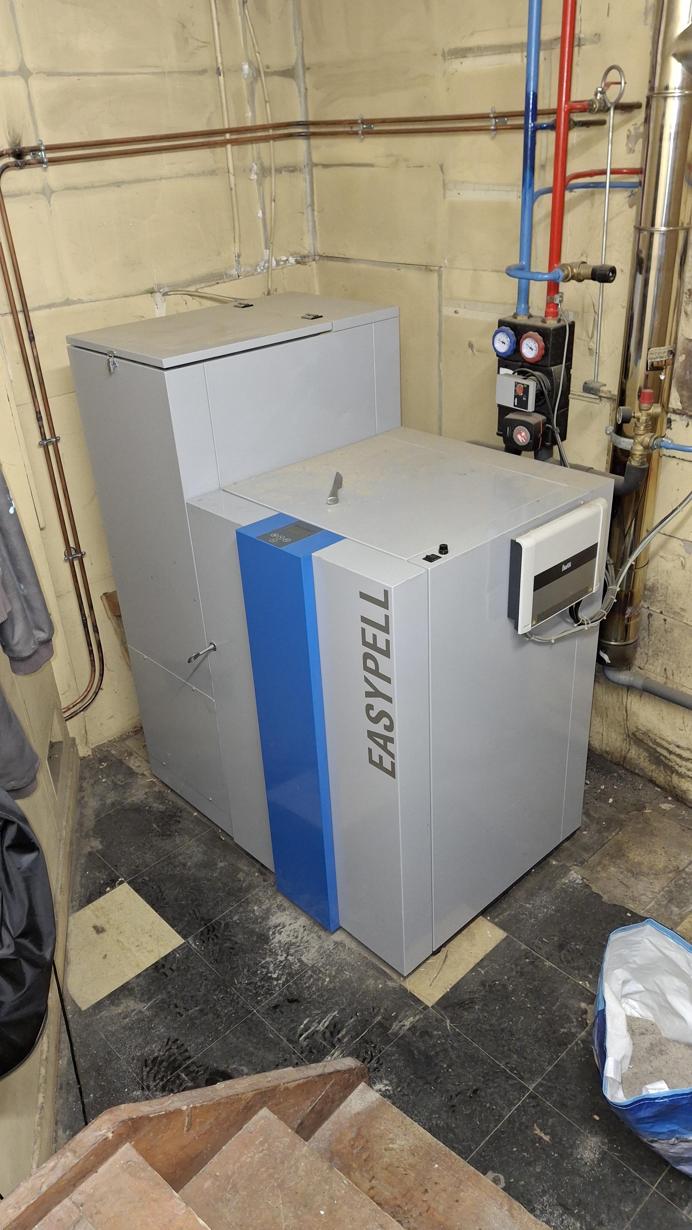 Maison - 4 pièces - 53 m² - Vic-sur-Cère