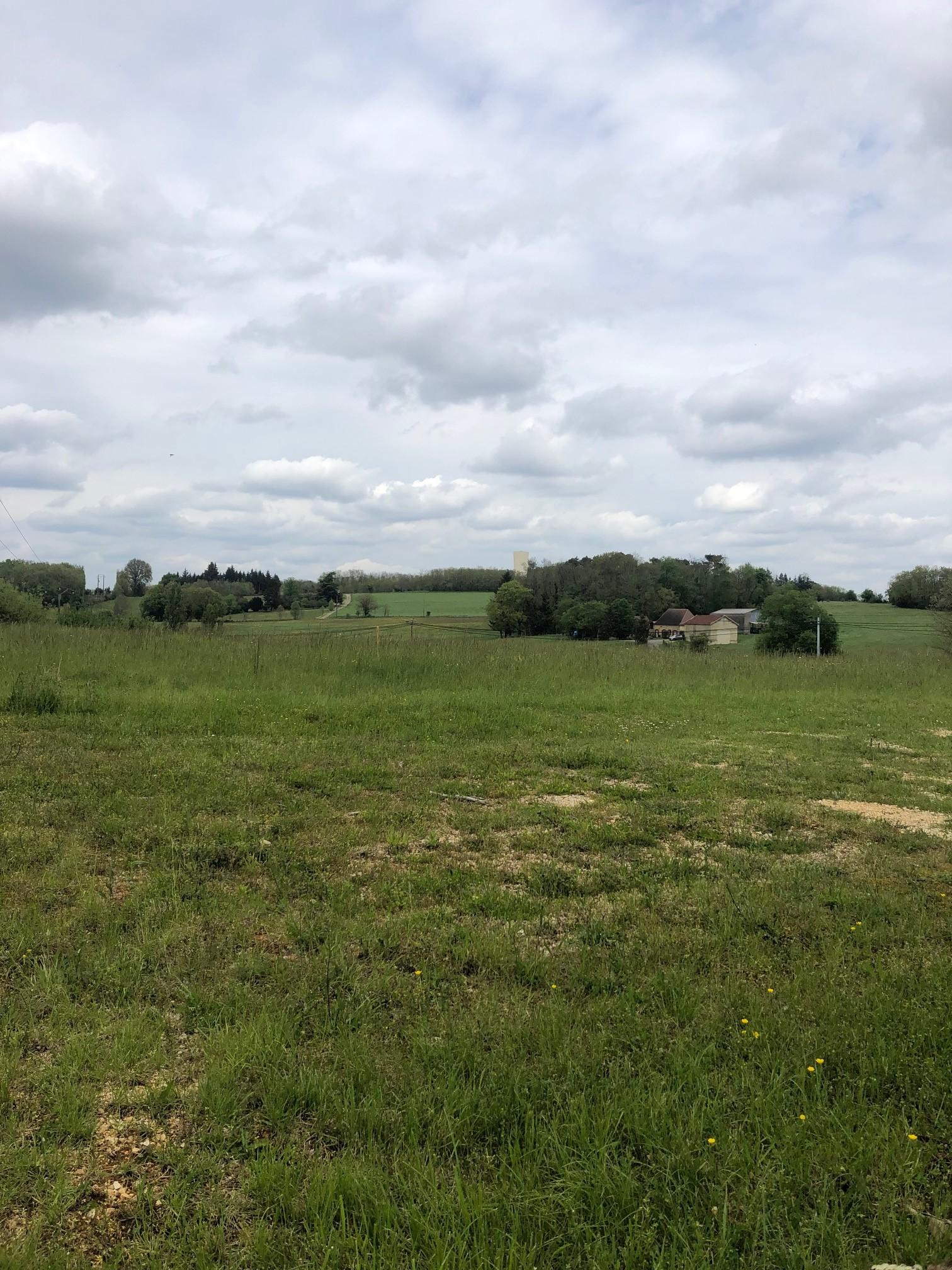 Terrain constructible - 1500 m² - Val de Louyre et Caudeau
