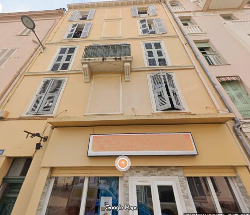 Immeuble - 9 pièces - 292 m² - Cannes