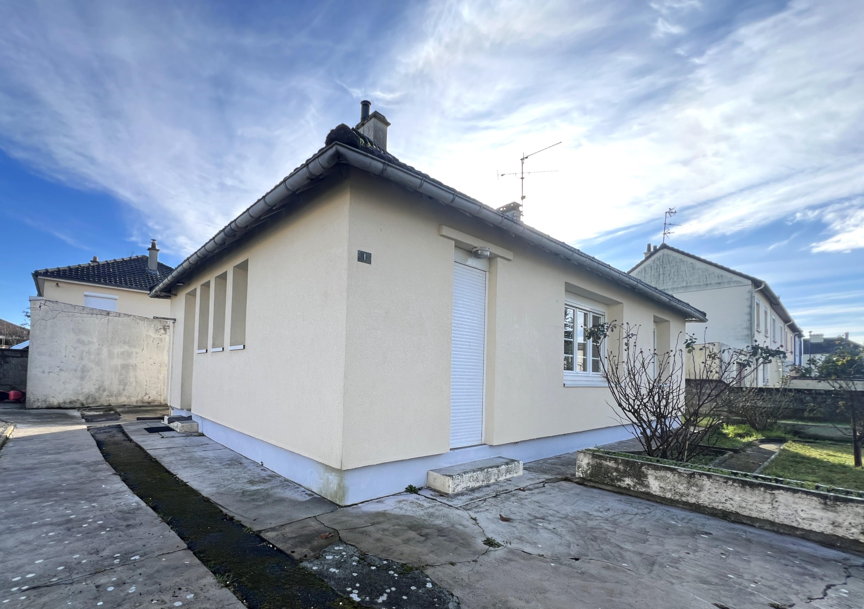 Maison de ville - 3 pièces - 451 m² - Caen