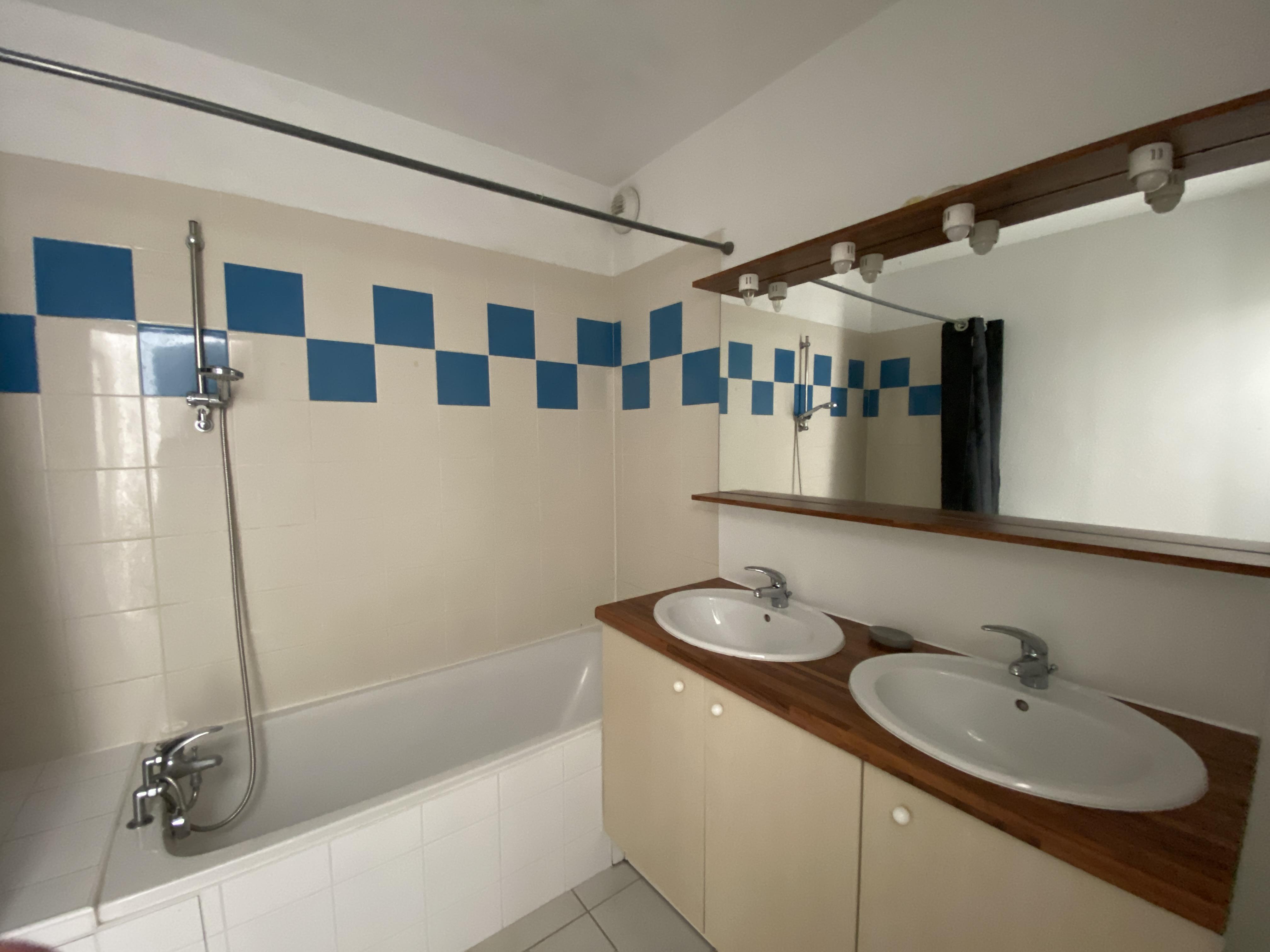 Appartement 3 pièces 63 m² · à Libourne · 62,6 m² · 150 000 €
