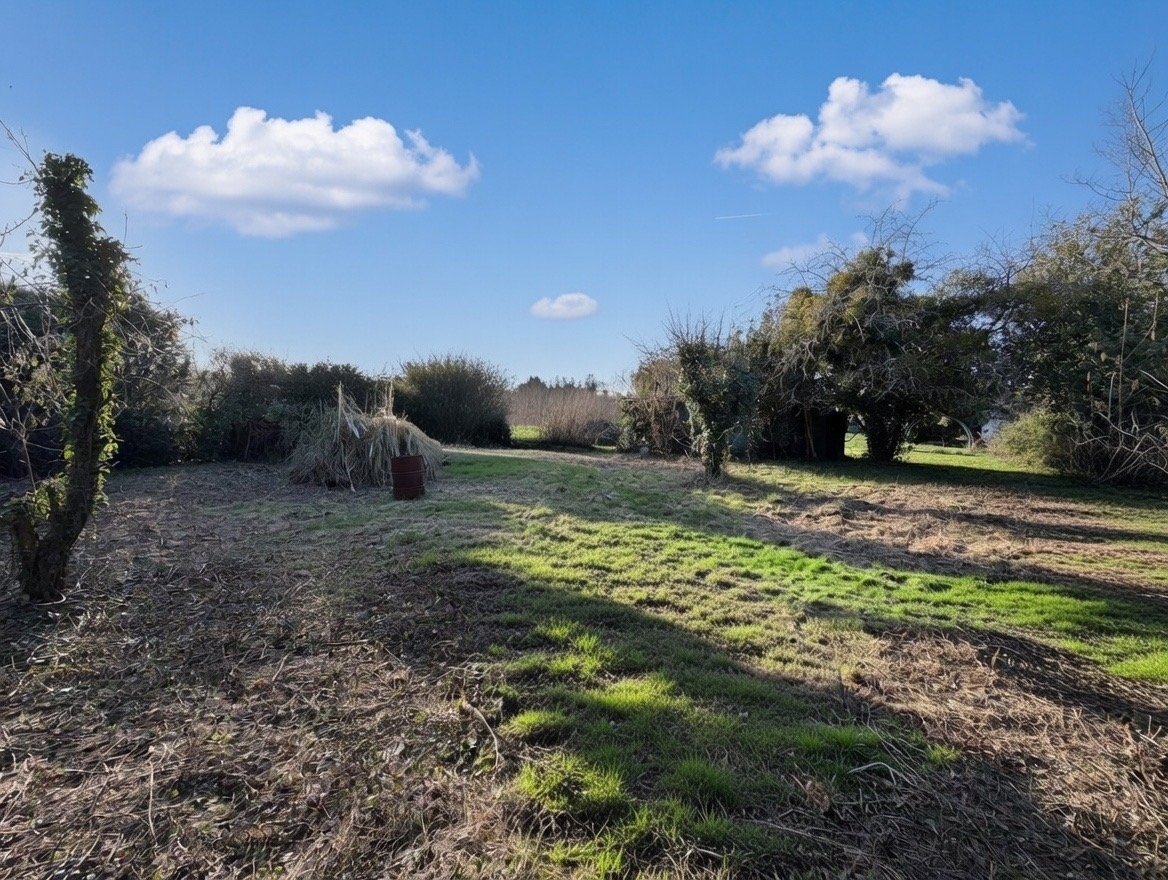 Terrain 764 m² · à Lorrez-le-Bocage-Préaux · 764 m² · 45 000 €