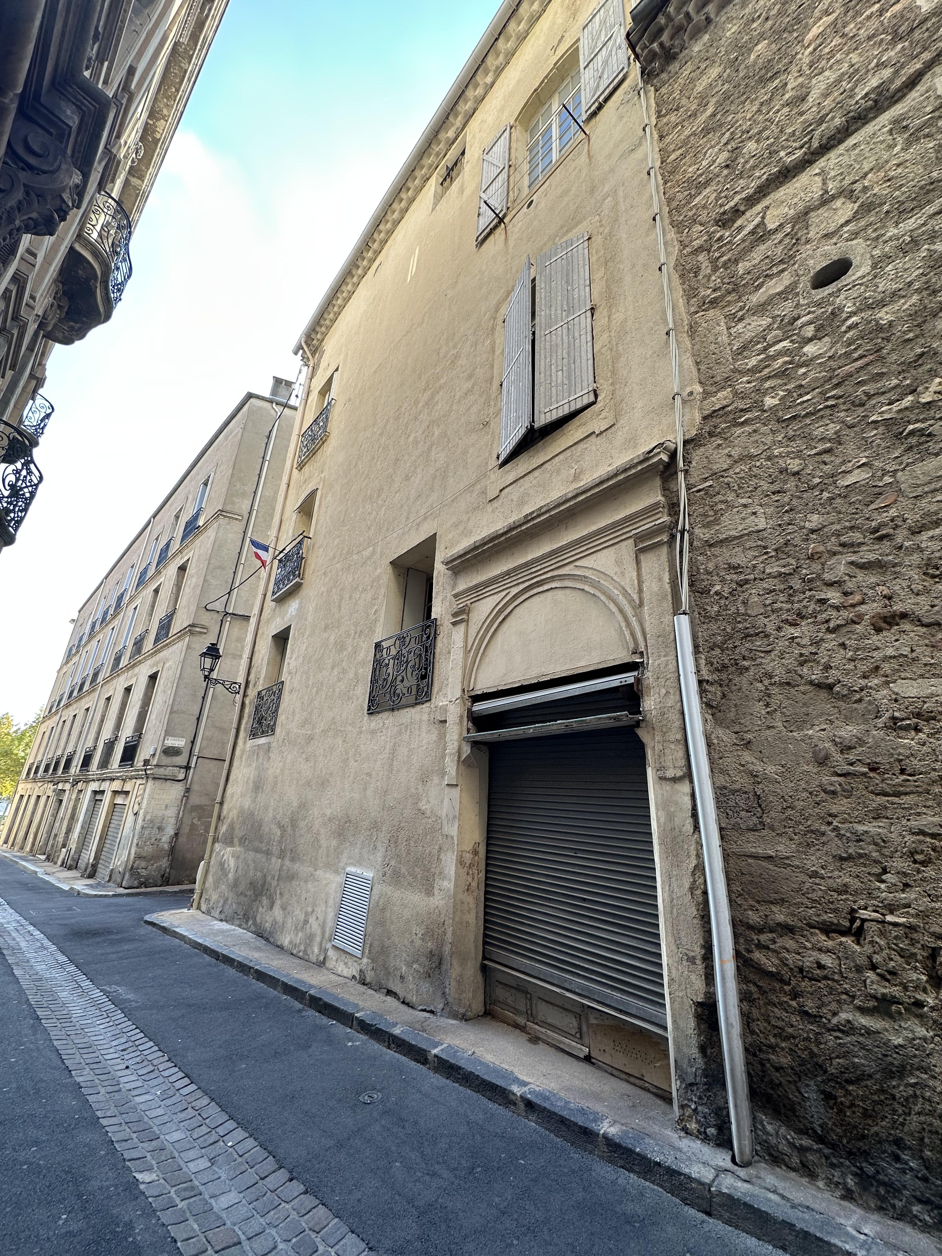 Local commercial 70 m² · à Béziers · 70 m² · 45 000 €