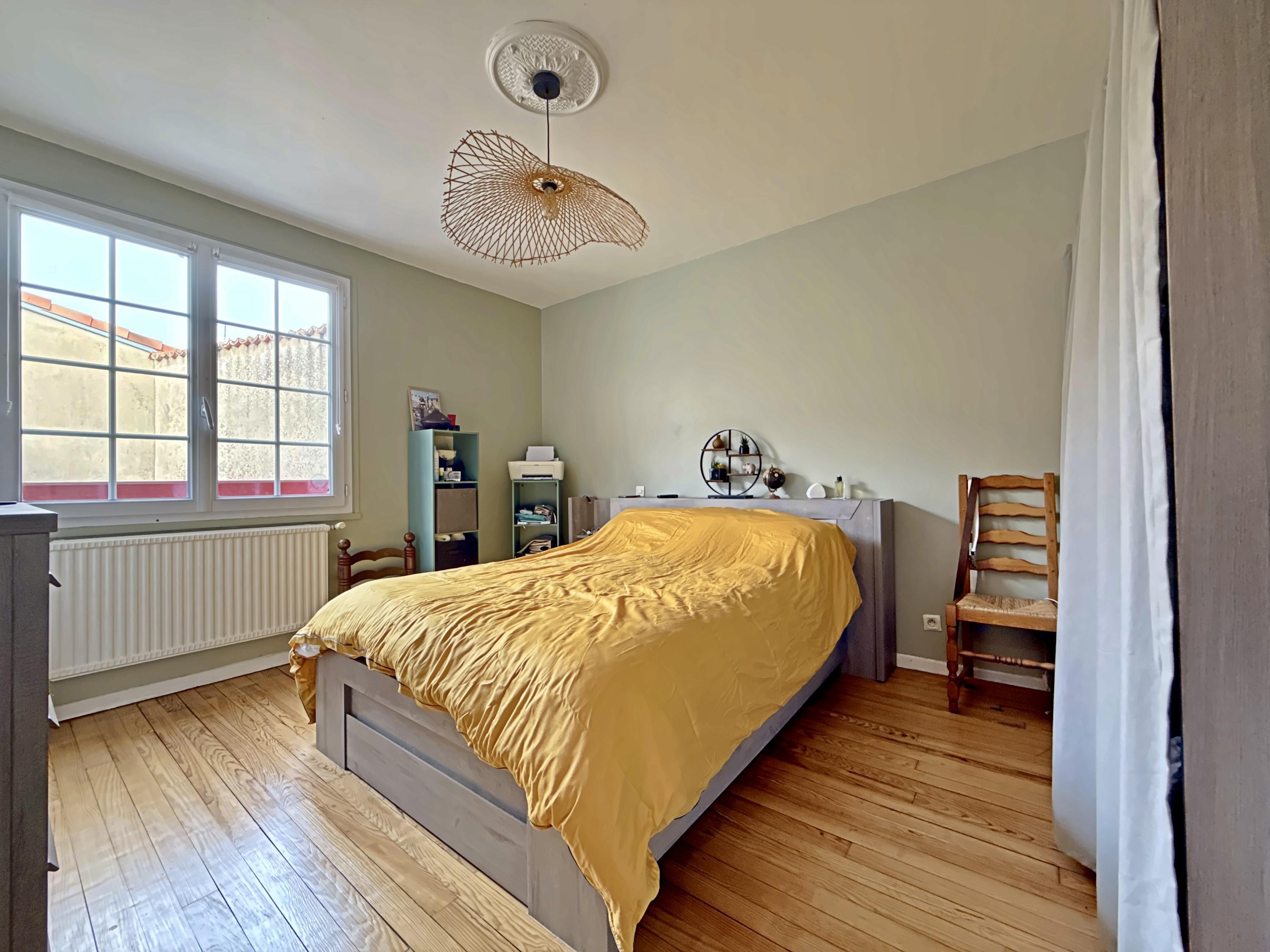 7 pièces 172 m² · à Amou · 172 m² · 189 000 €