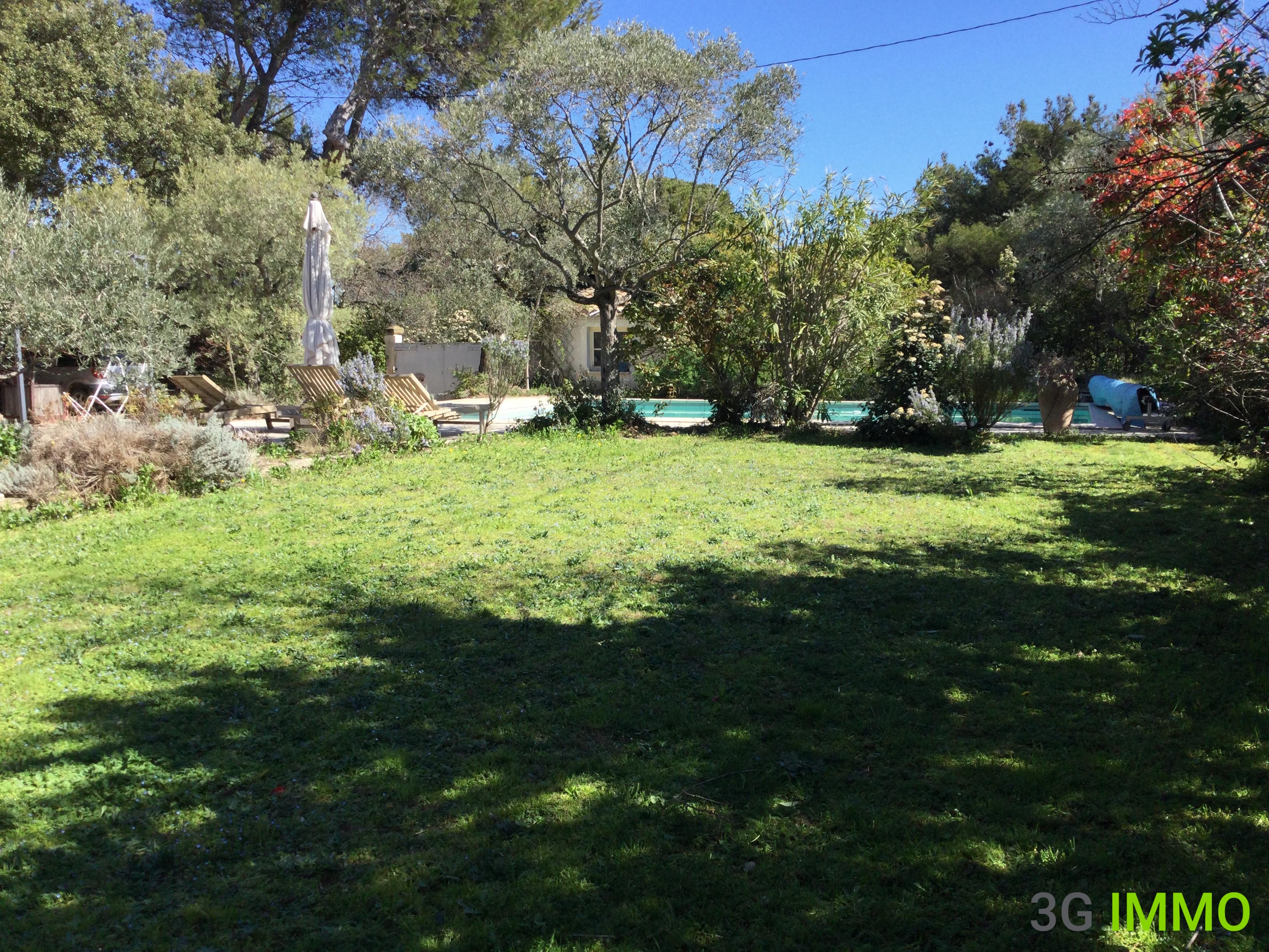 6 pièces 1080 m² · à Cavaillon · 1 080 m² · 550 000 €