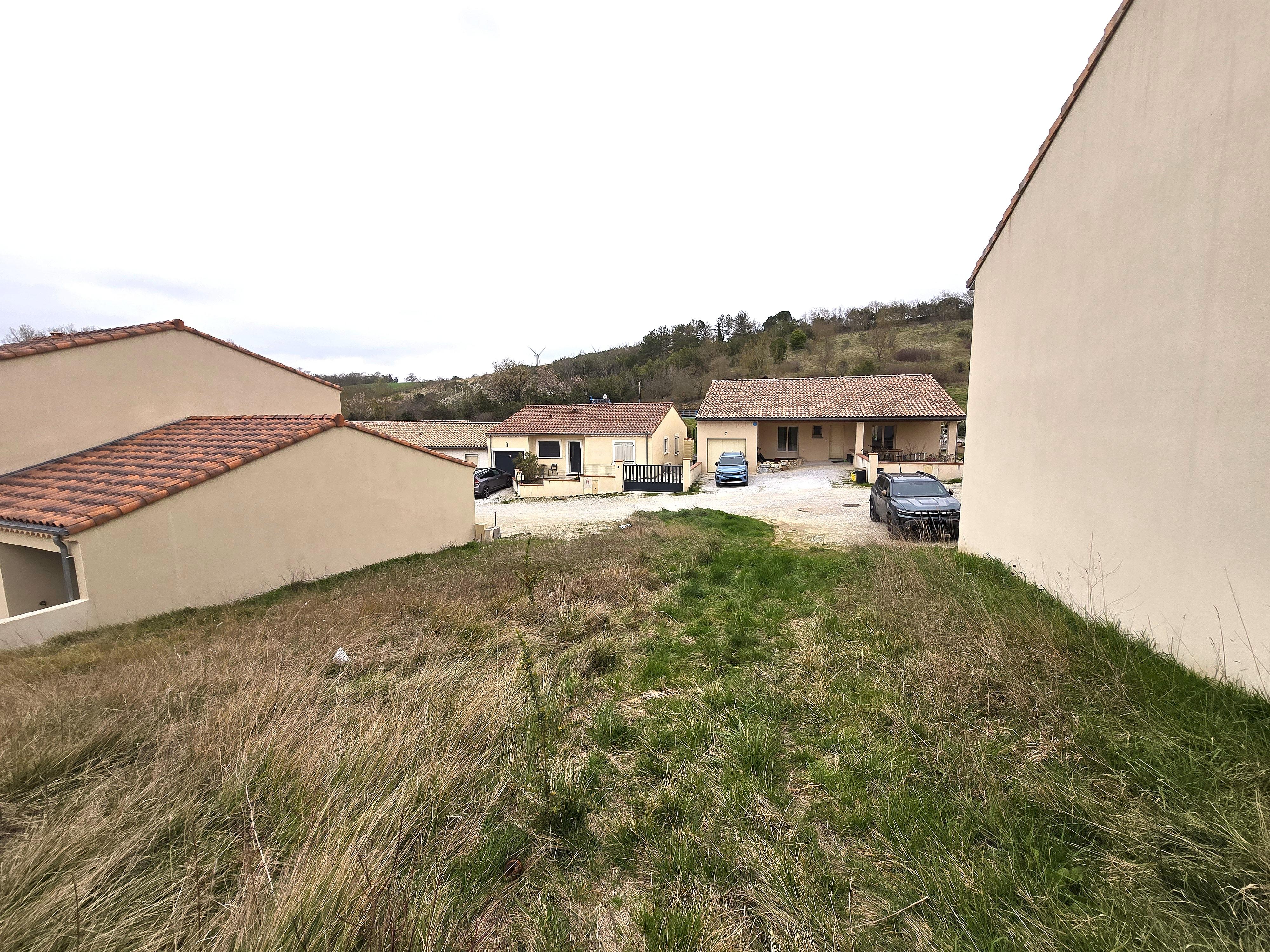 Terrain constructible - 621 m² - Avignonet-Lauragais