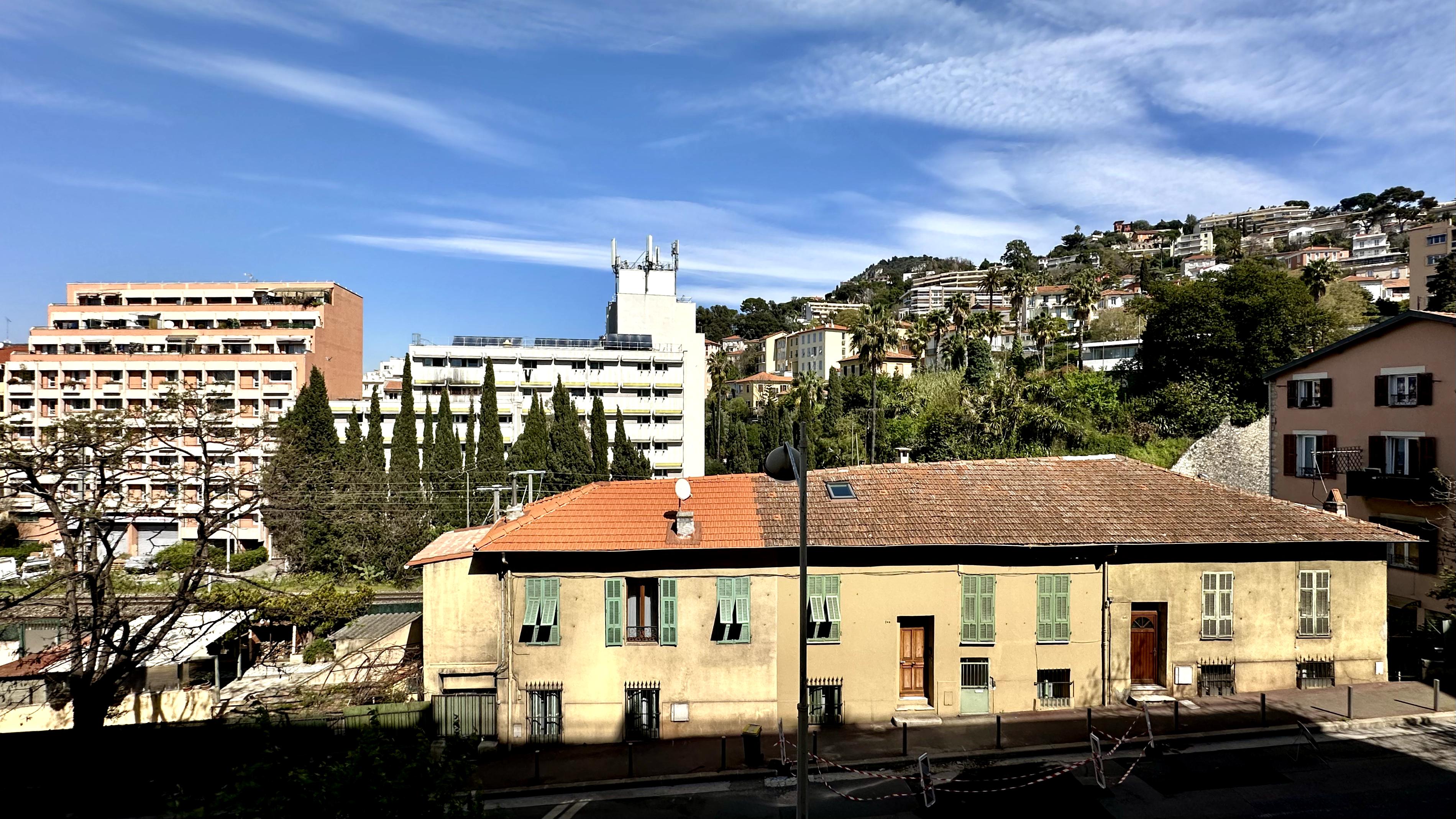 Appartement T2 - 2 pièces - 56 m² - Nice