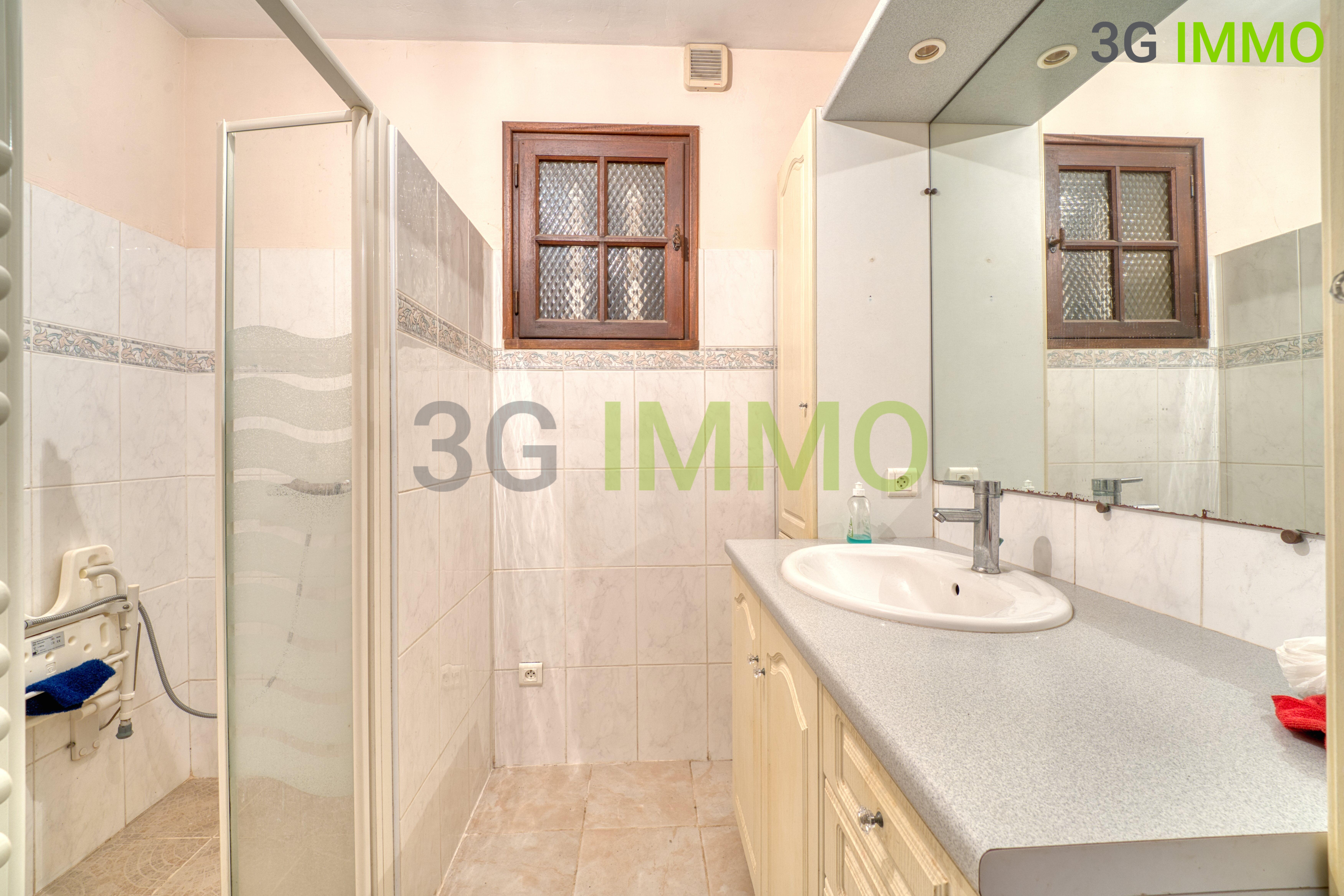 Maison 5 pièces 1280 m² · à Mondragon · 1 280 m² · 269 000 €