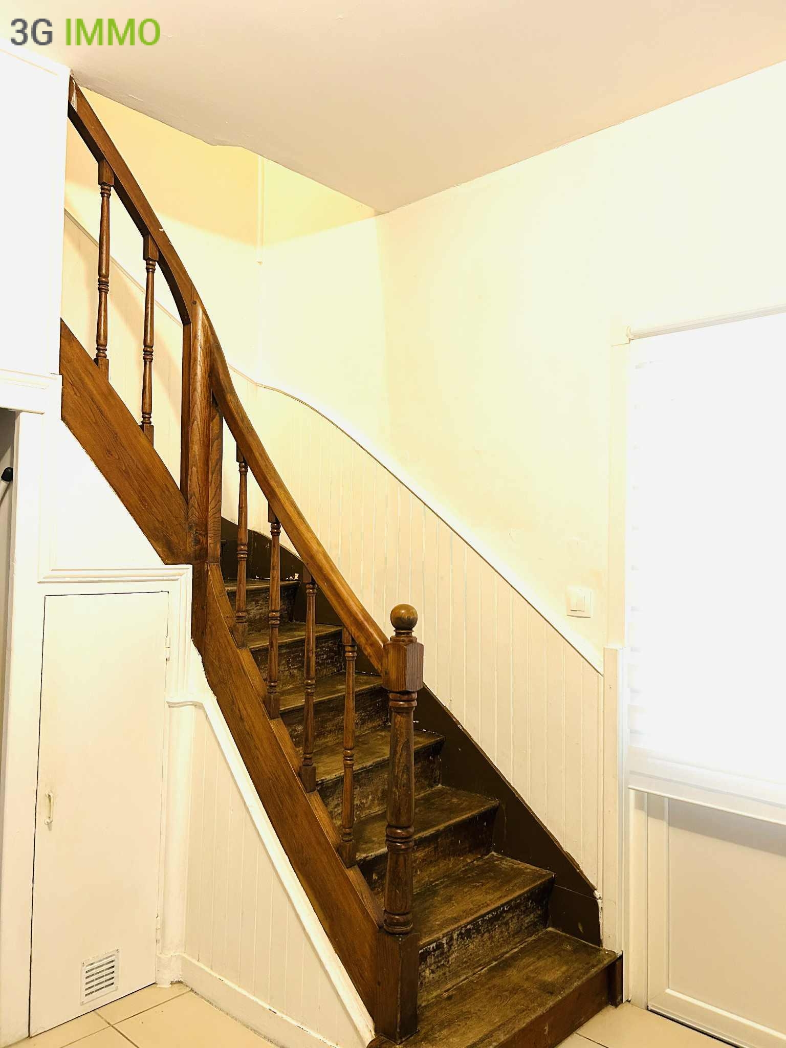 Maison 4 pièces 352 m² · à Thouars · 352 m² · 80 800 €