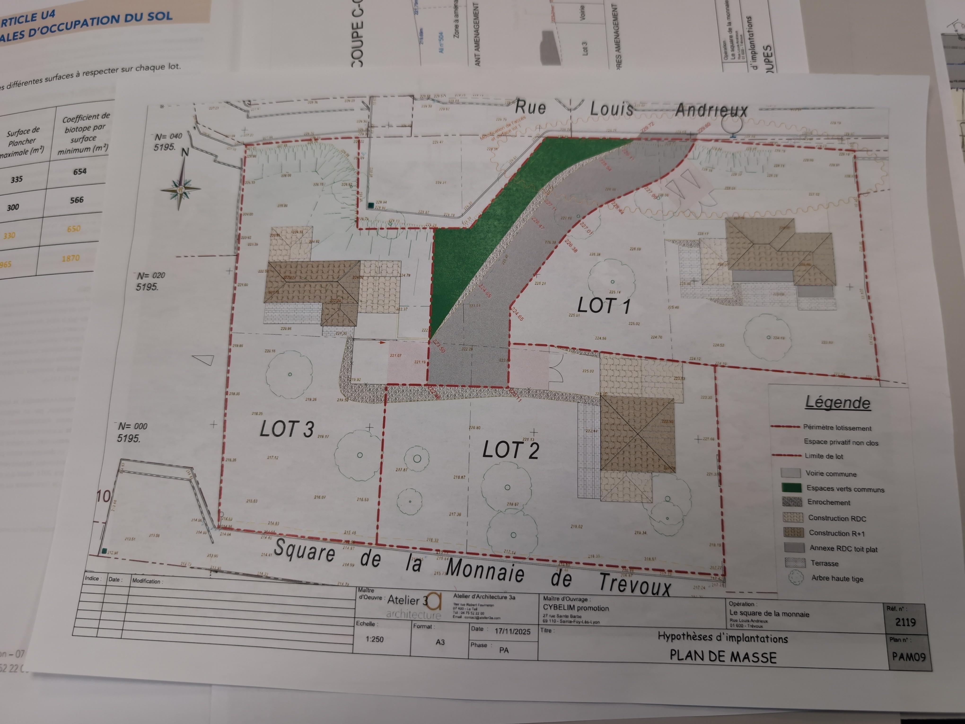 Terrain 1090 m² · à Trévoux · 1 090 m² · 292 600 €