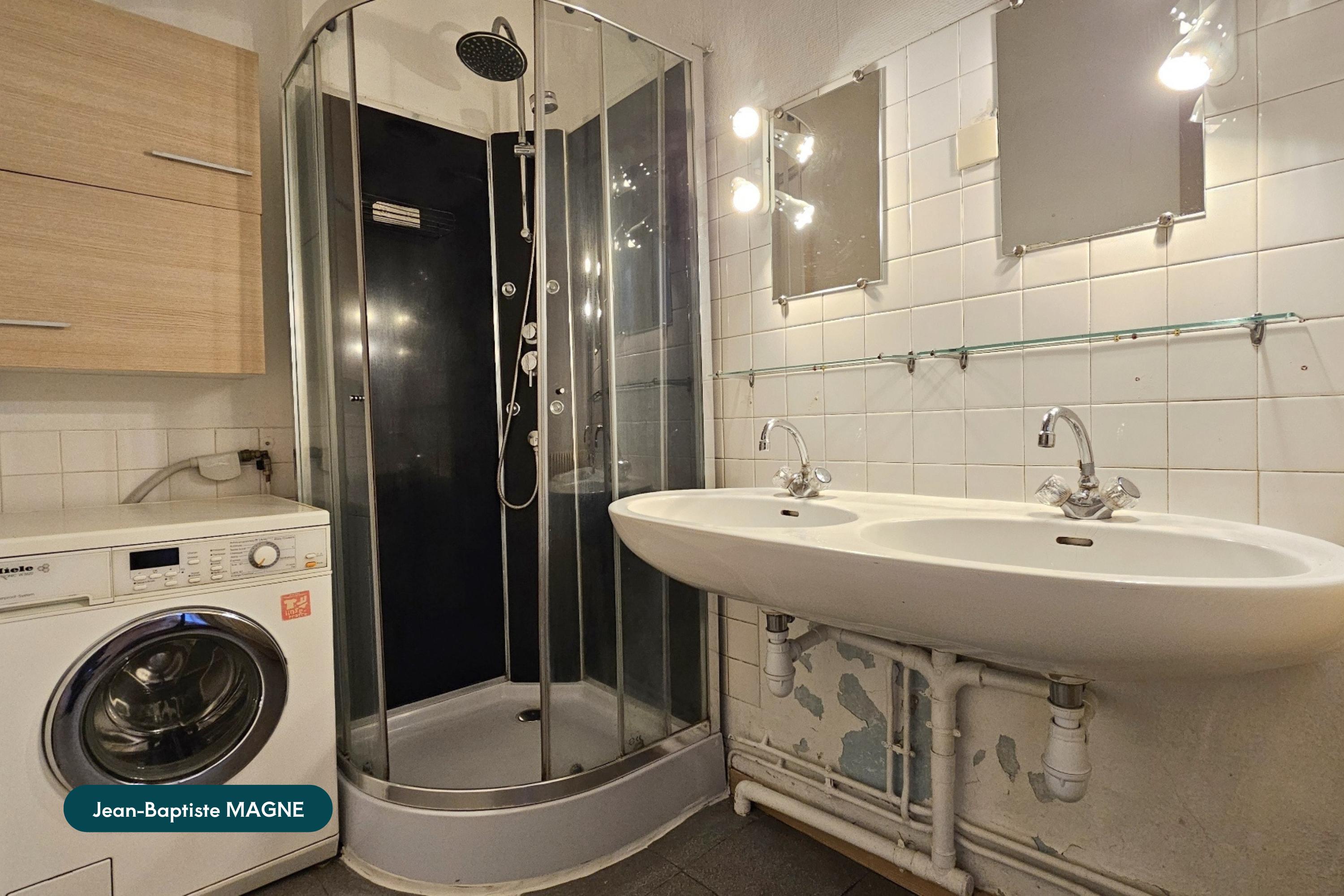 Immeuble 3 pièces 220 m² · à Clermont-Ferrand · 220 m² · 650 000 €