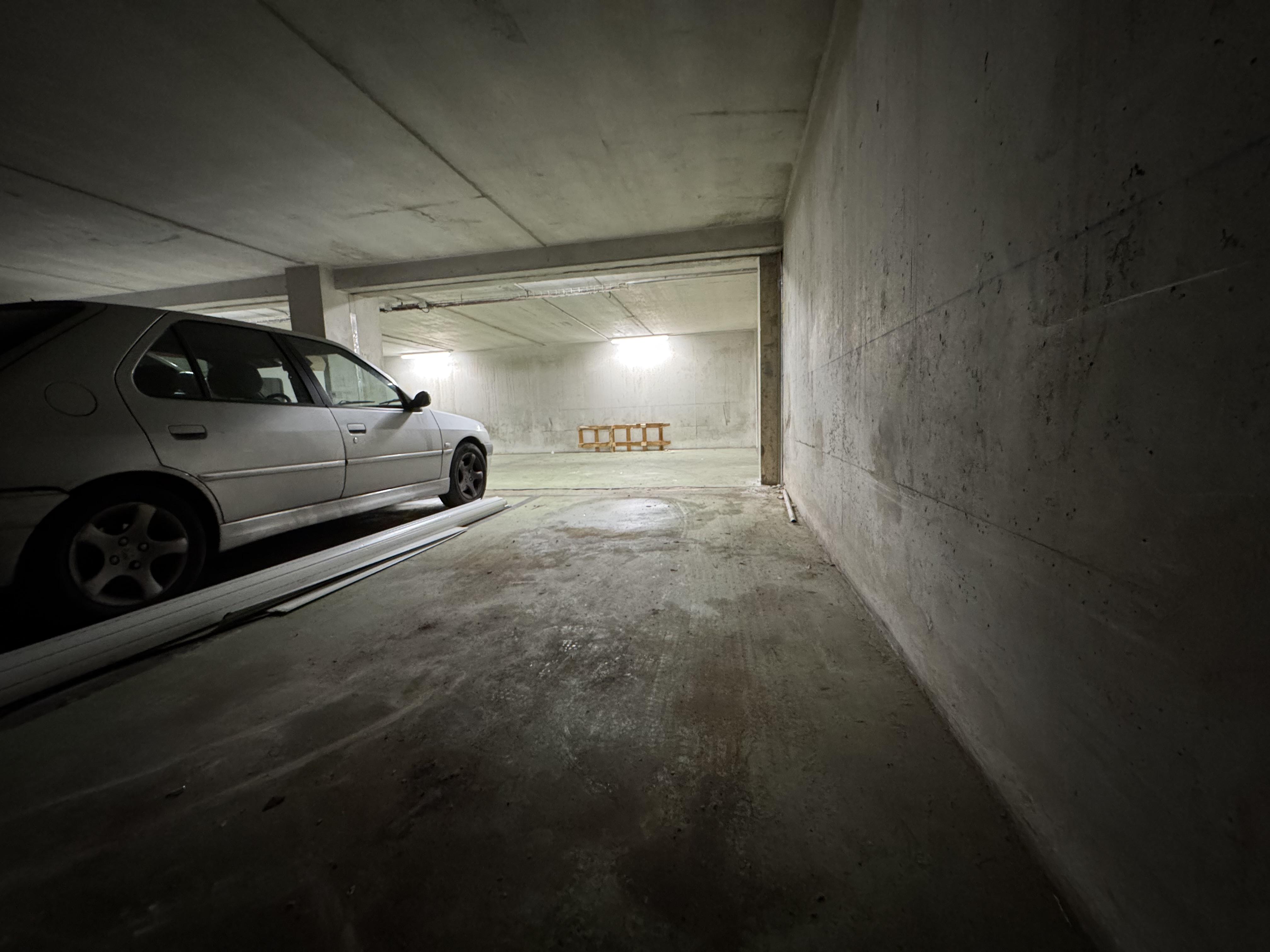 Garage / Parking - 14 m² - Le Cannet · 14 m² · 150 €