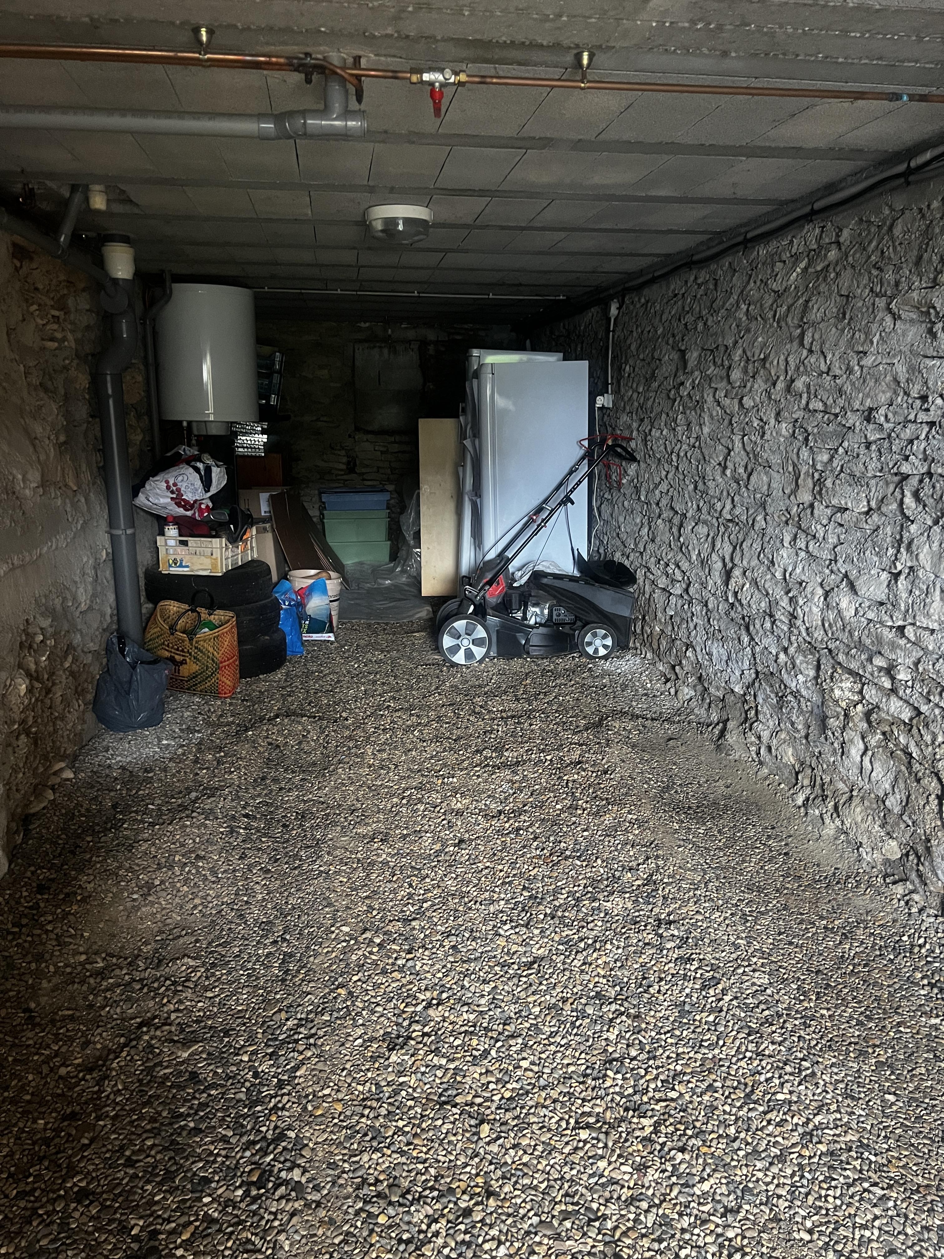 5 pièces 755 m² · à Crémieu · 755 m² · 249 000 €