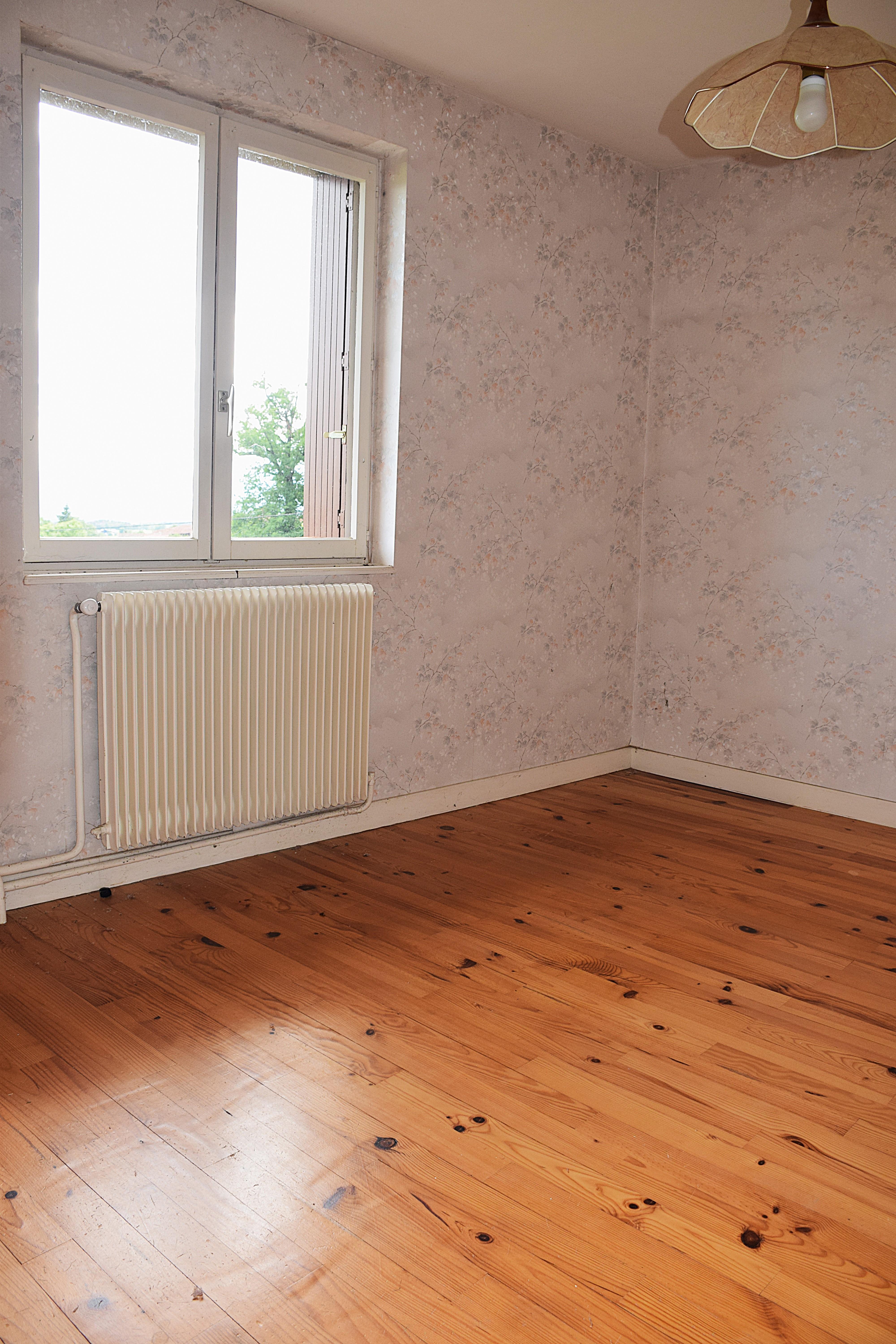 Maison 5 pièces 1053 m² · à Aveizieux · 1 053 m² · 225 500 €