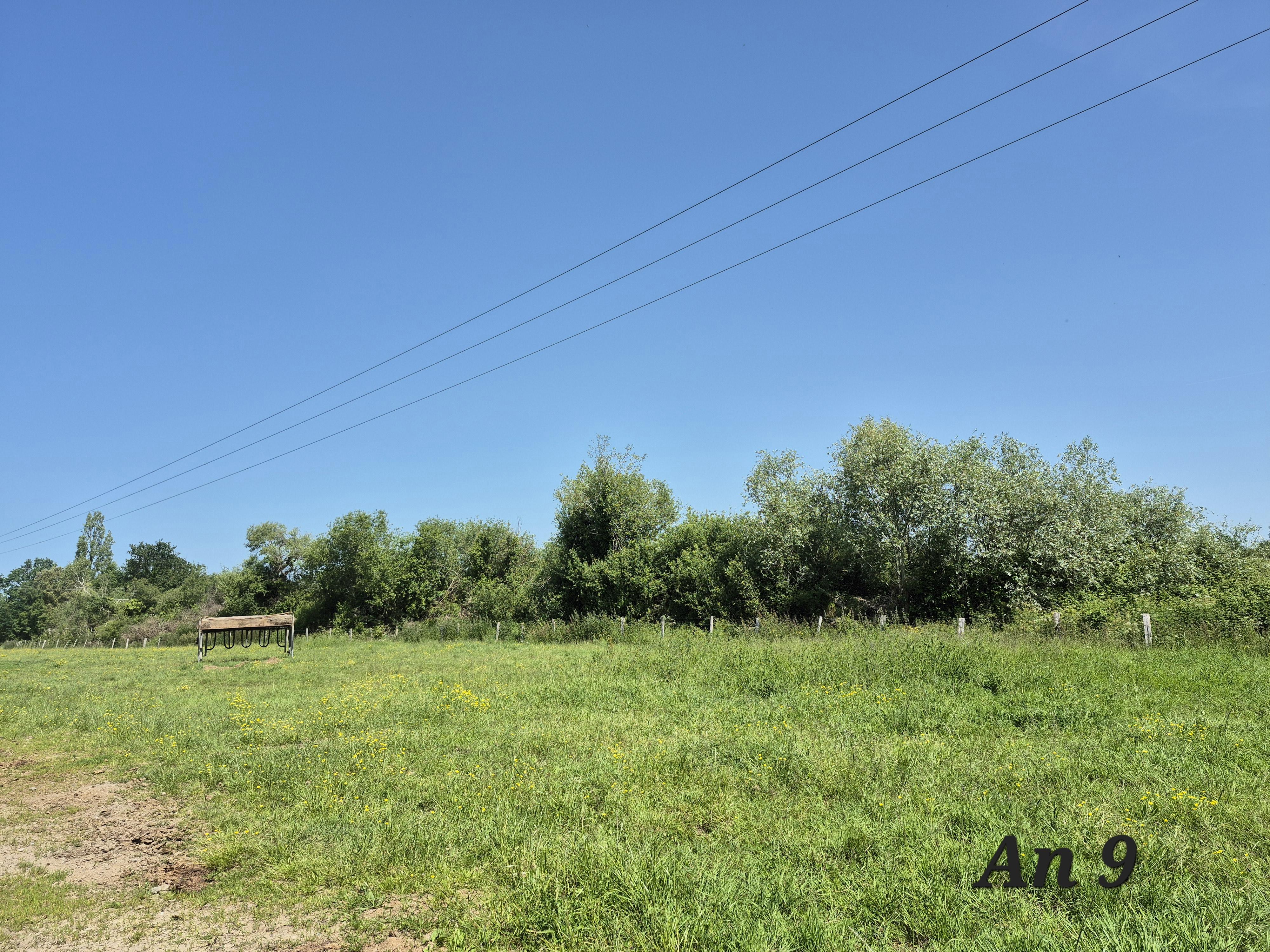Terrain 2450 m² · à Beauvoir-sur-Mer · 2 450 m² · 18 500 €