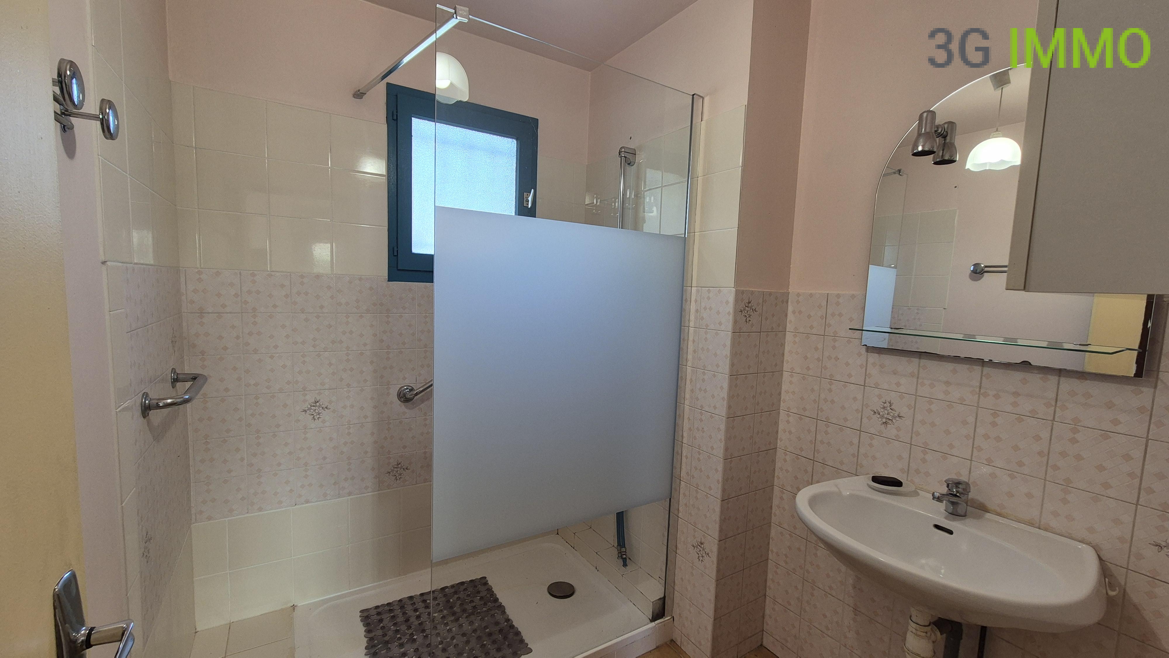 Maison 4 pièces 254 m² · à Mérignac · 254 m² · 294 000 €