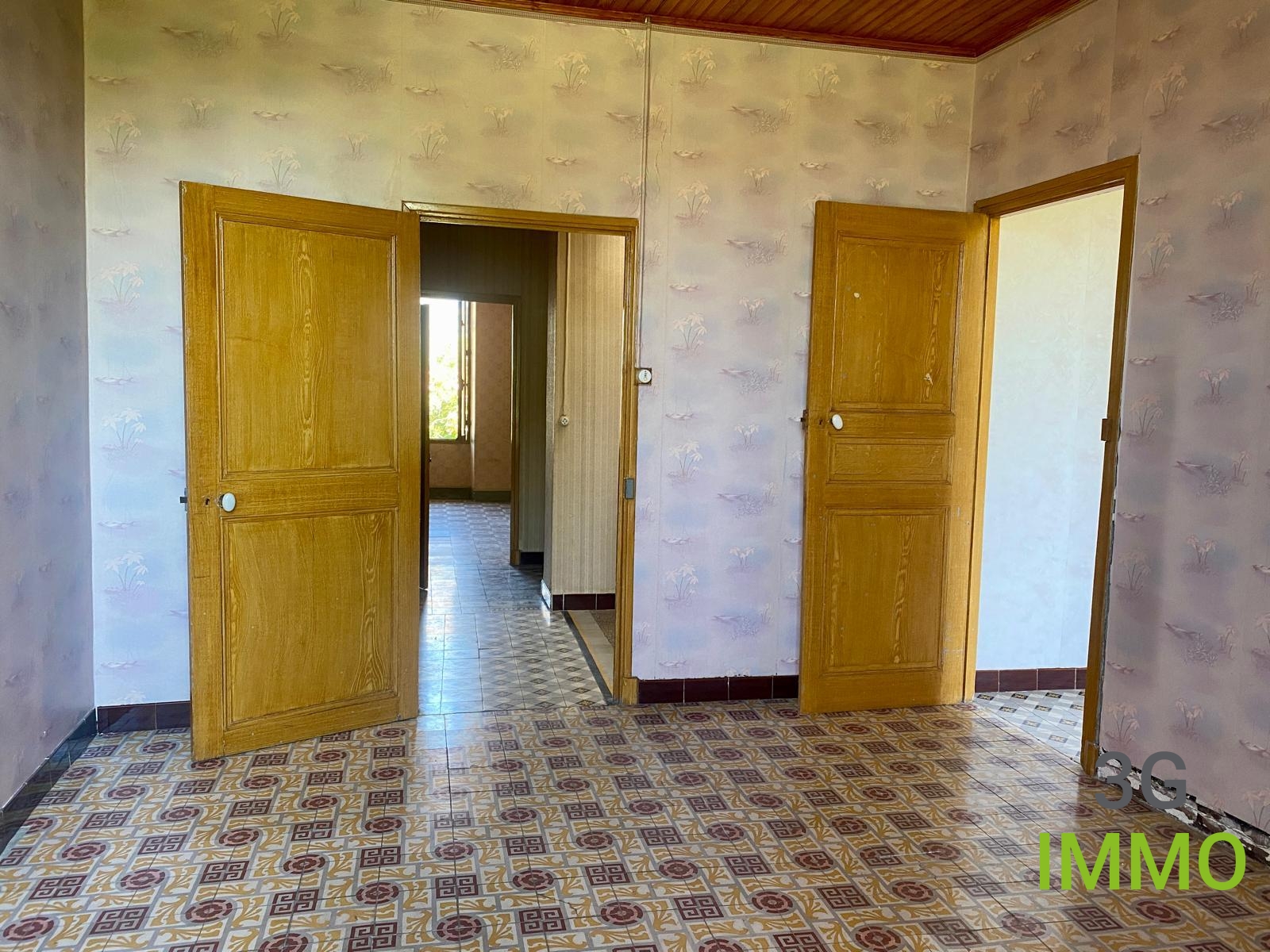Maison 6 pièces 956 m² · à Jonquières · 956 m² · 285 000 €
