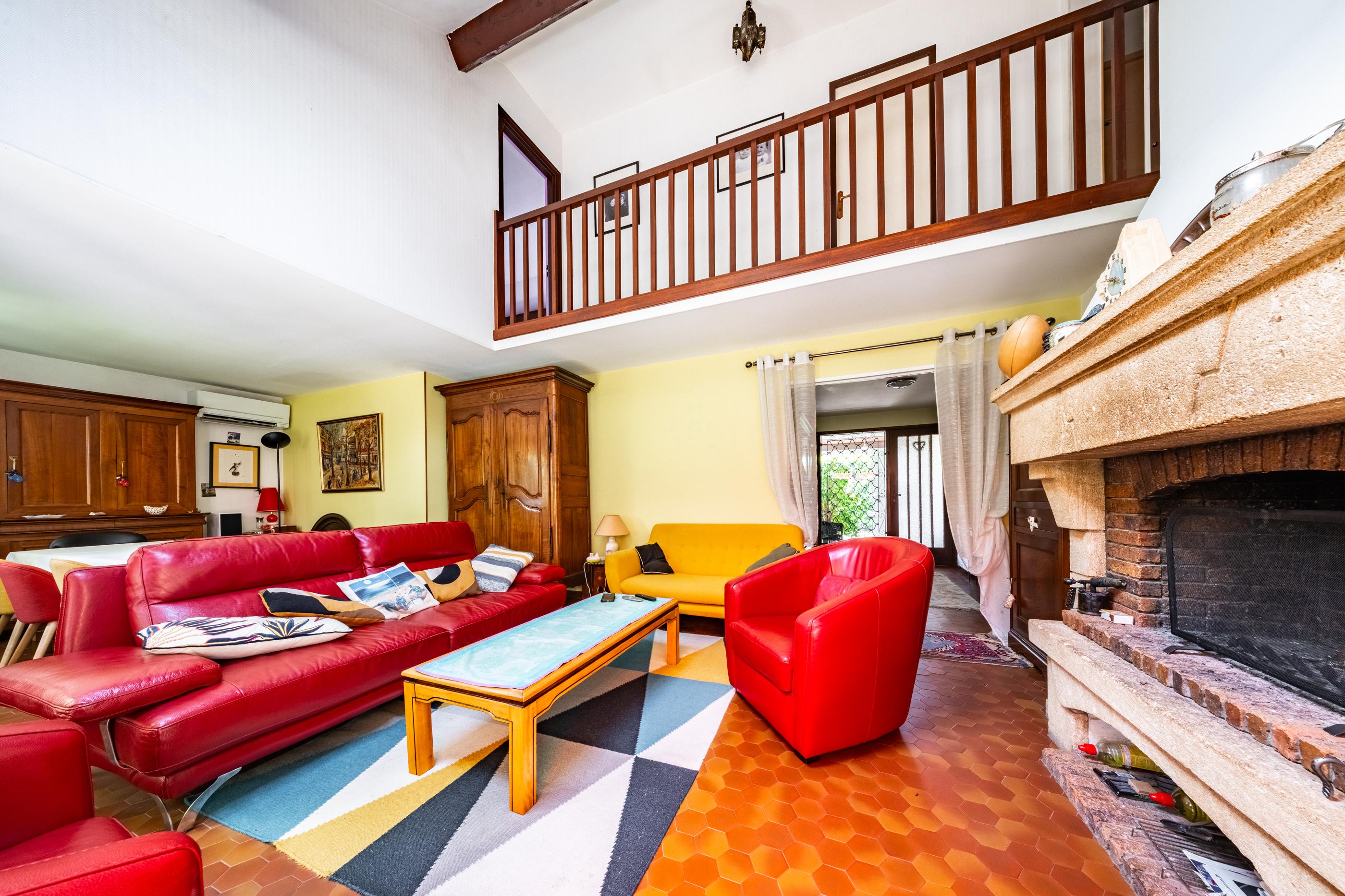 Maison 5 pièces 504 m² · à Chevigny-Saint-Sauveur · 504 m² · 340 000 €