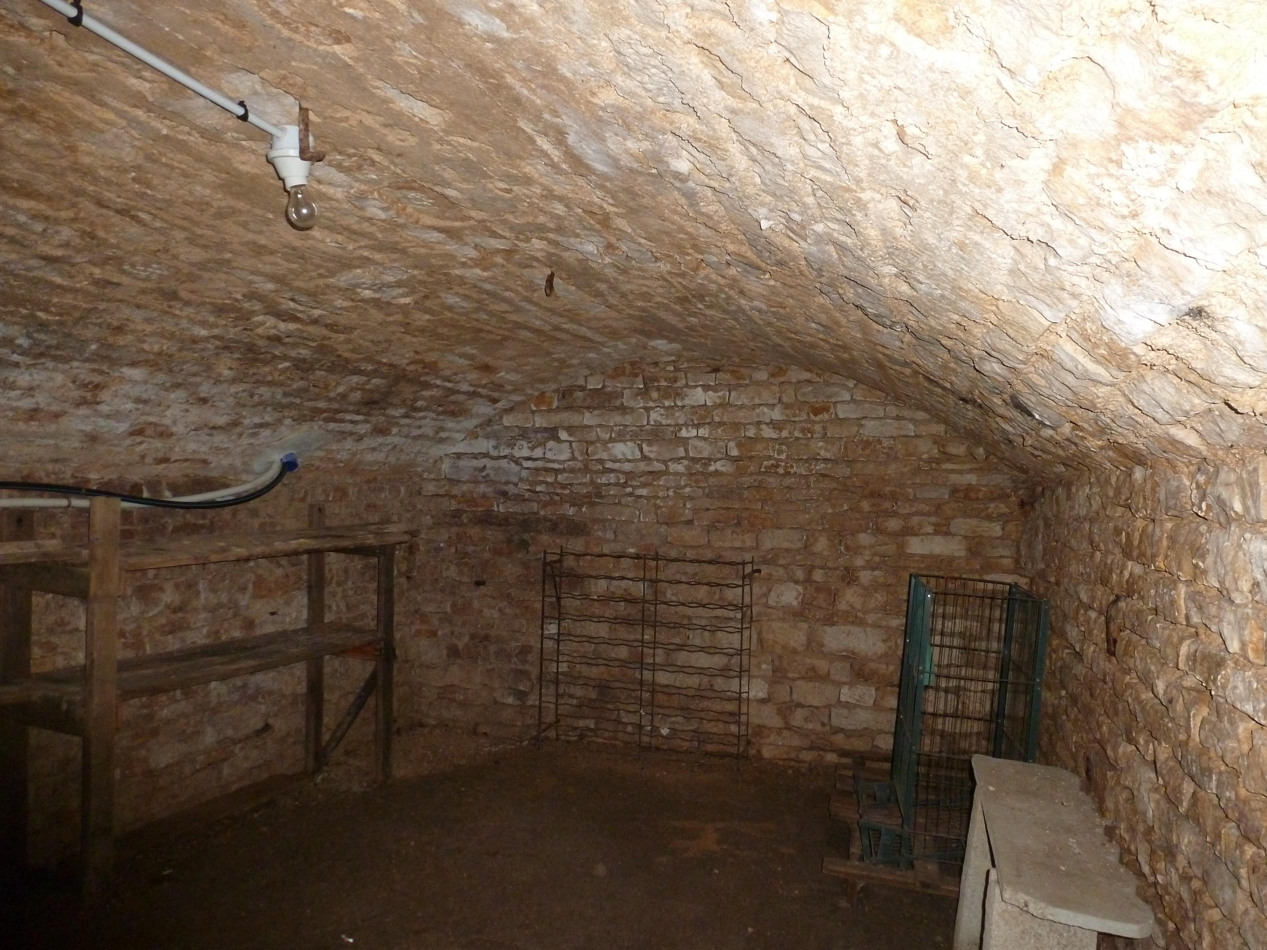 Maison 4 pièces 422 m² · à La Chaume · 422 m² · 31 190 €