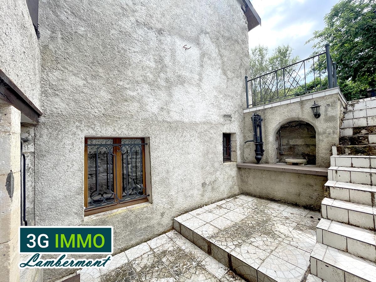 Maison 5 pièces 479 m² · à Mont-Devant-Sassey · 479 m² · 112 000 €