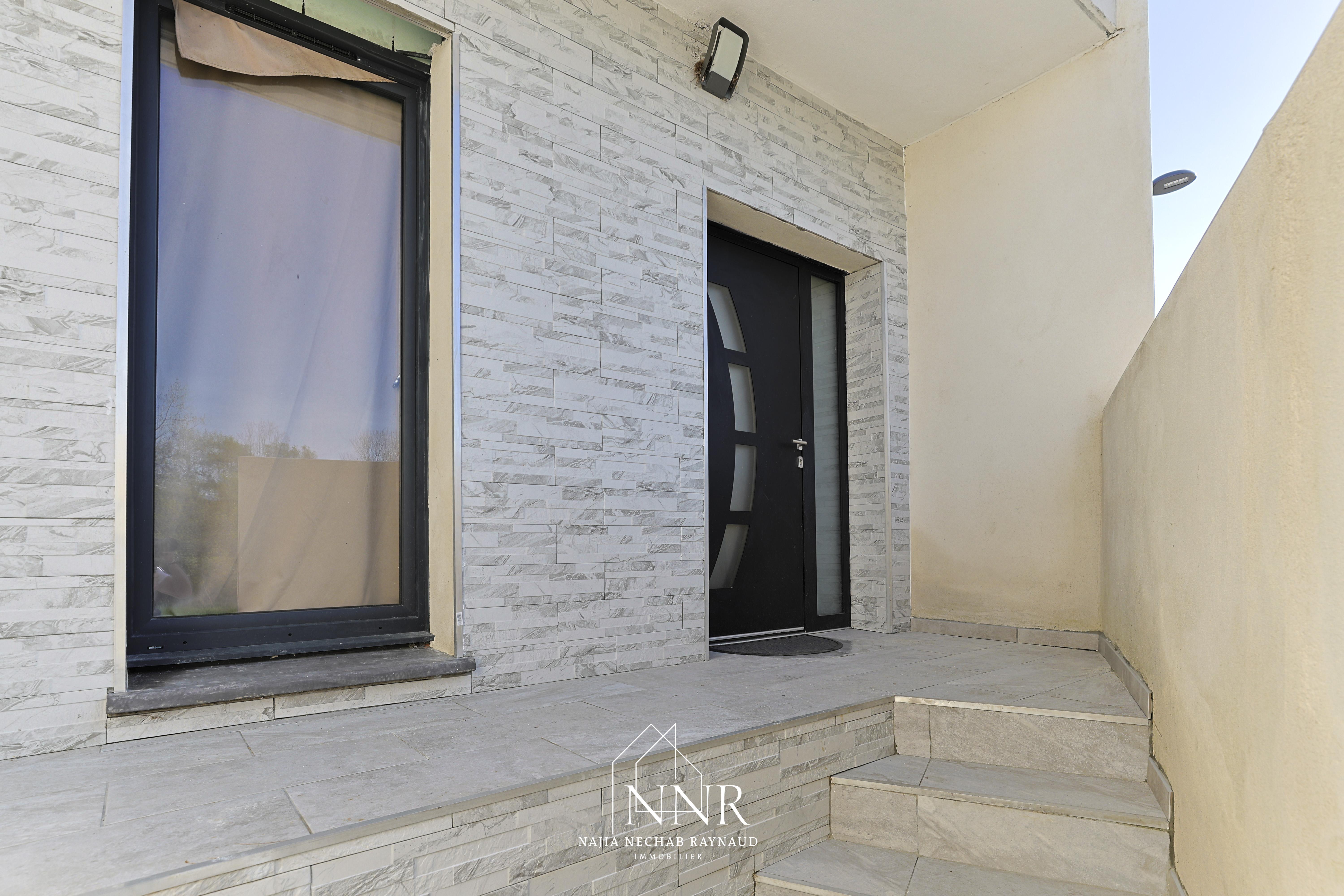 Maison 5 pièces 467 m² · à Prades-le-lez · 467 m² · 449 000 €