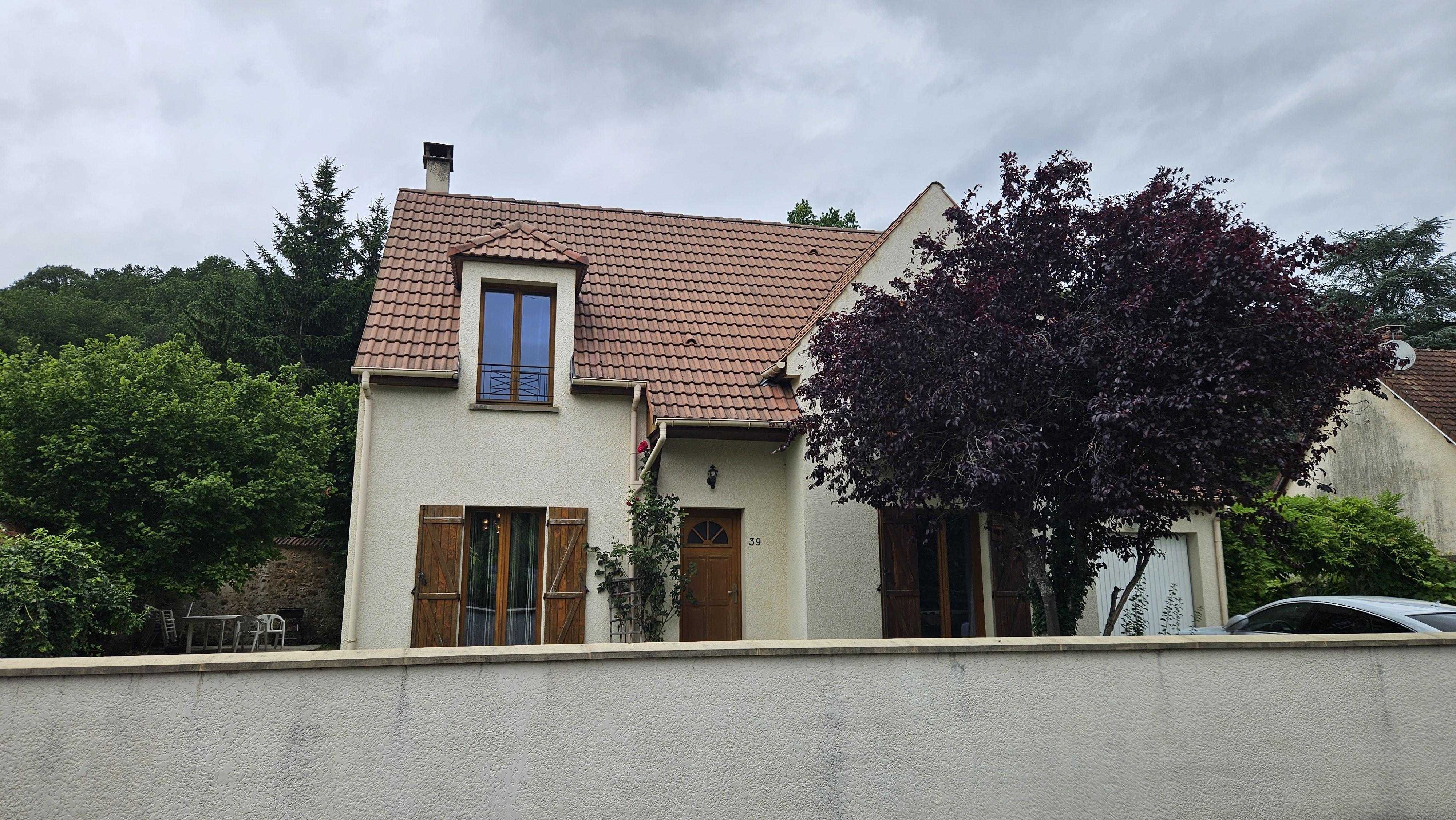 Maison 6 pièces 105 m² · à Saint-Cyr-sur-Morin · 105 m² · 257 500 €