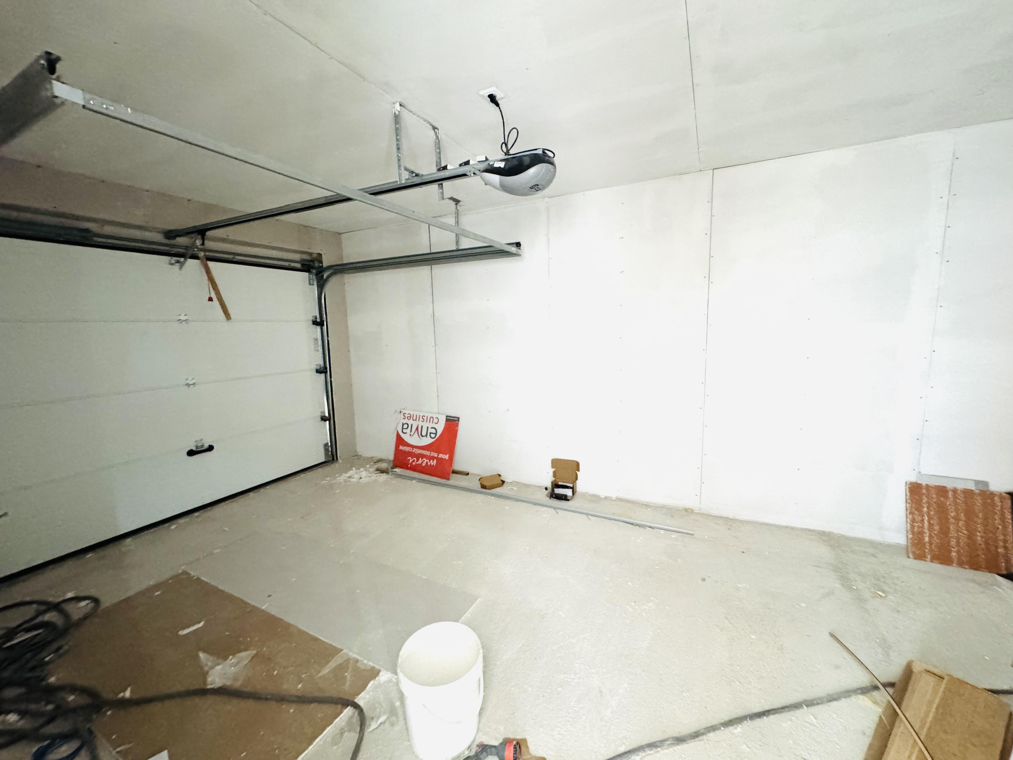5 pièces 930 m² · à Bagneux · 930 m² · 189 000 €