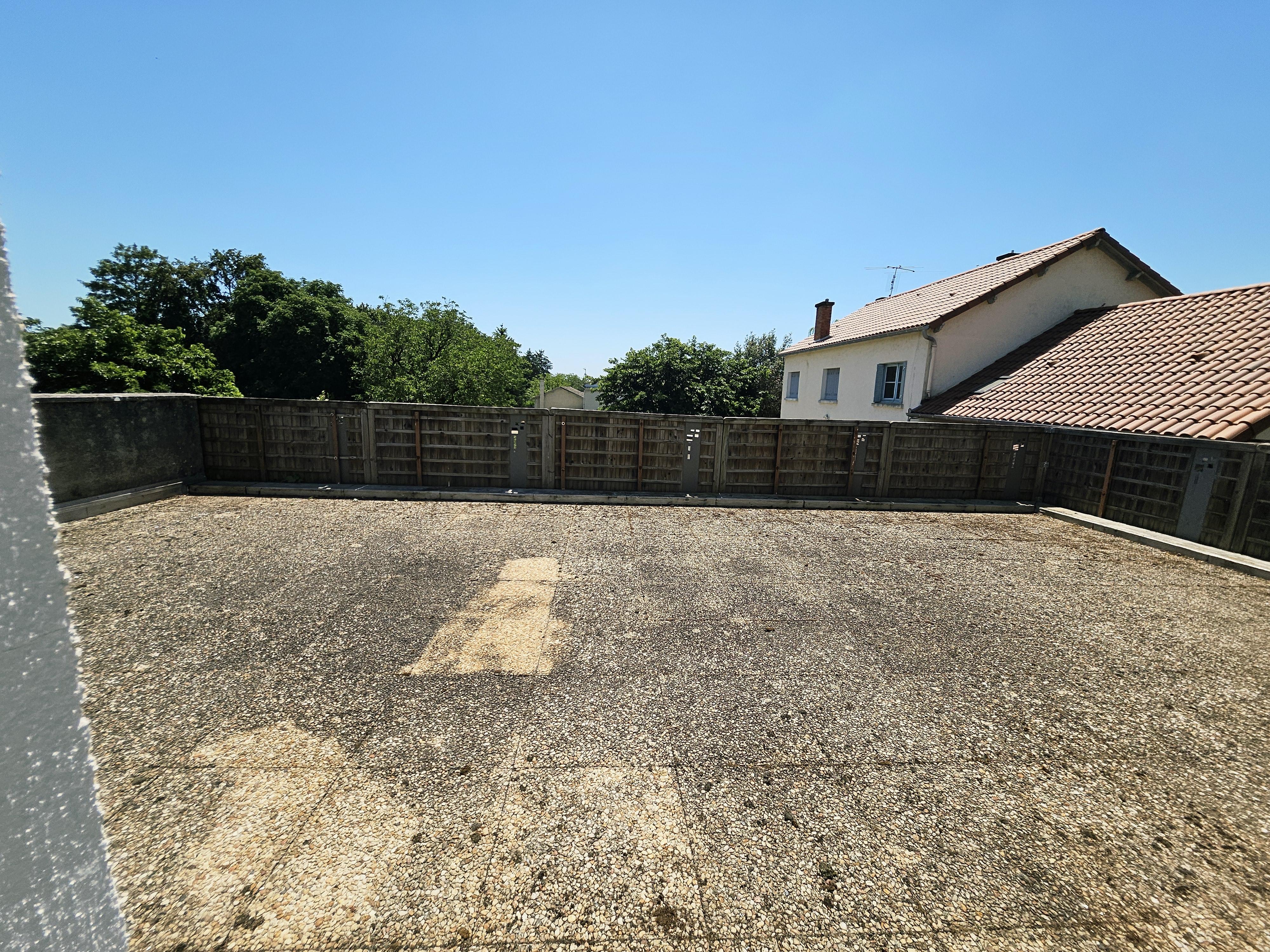 Maison 350 m² · à Sorges Et Ligueux en Périgord · 350 m² · 190 800 €
