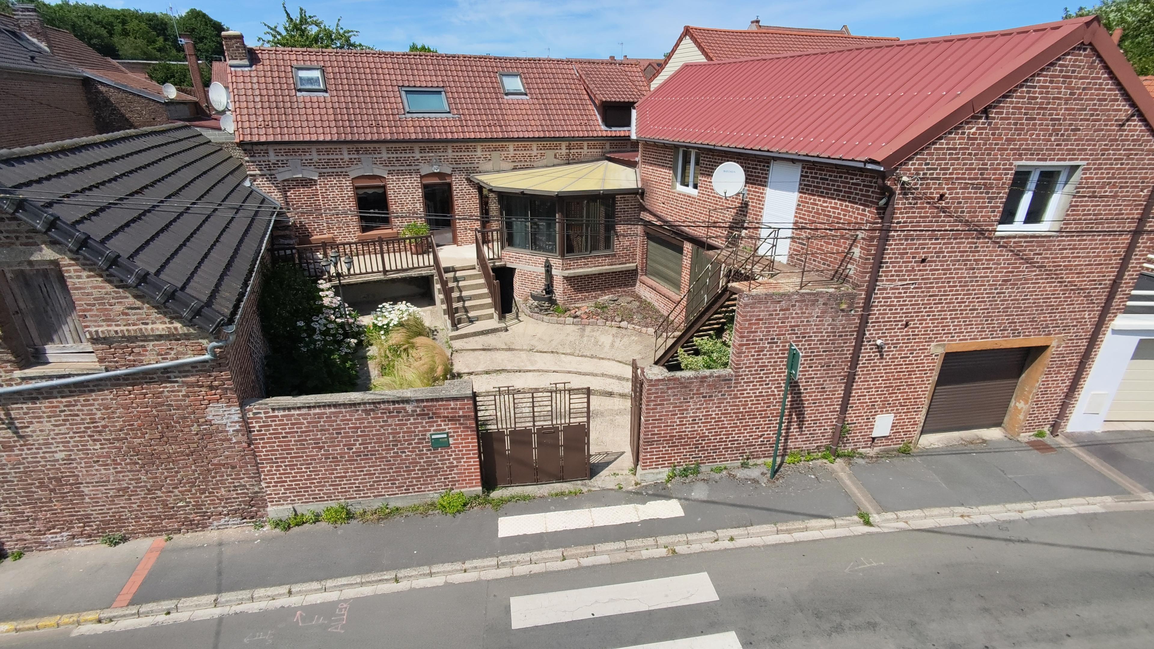 Maison à Fampoux, photo 1