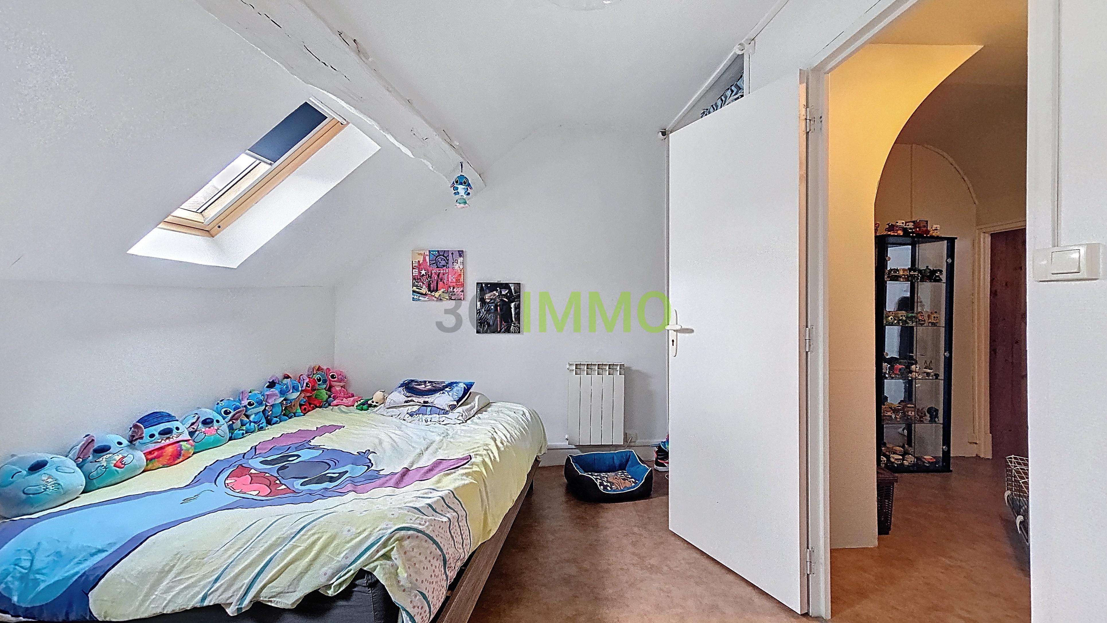 Immeuble - 3 pièces - 78 m² - Ébreuil