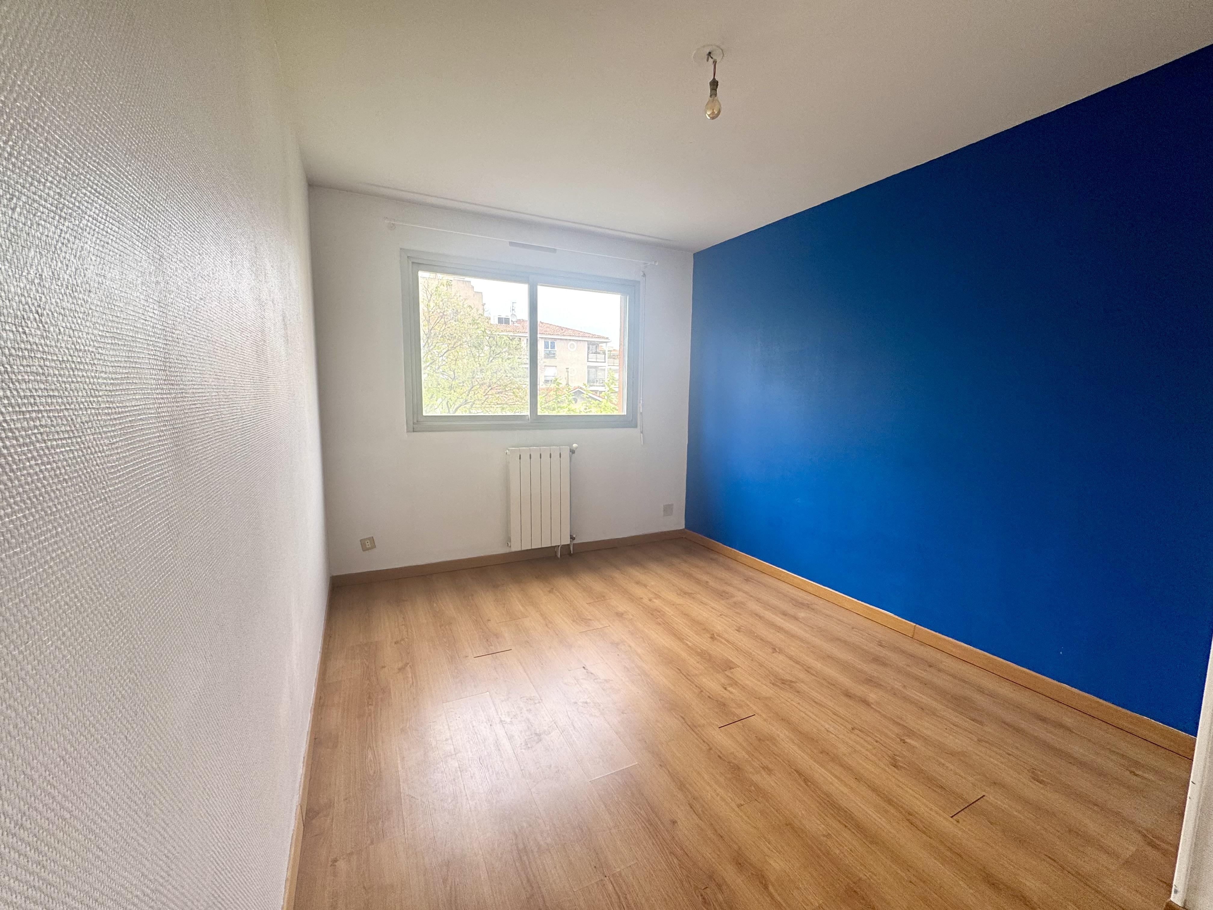 Appartement T3 - 4 pièces - 97 m² - Marseille (8ème arr.)