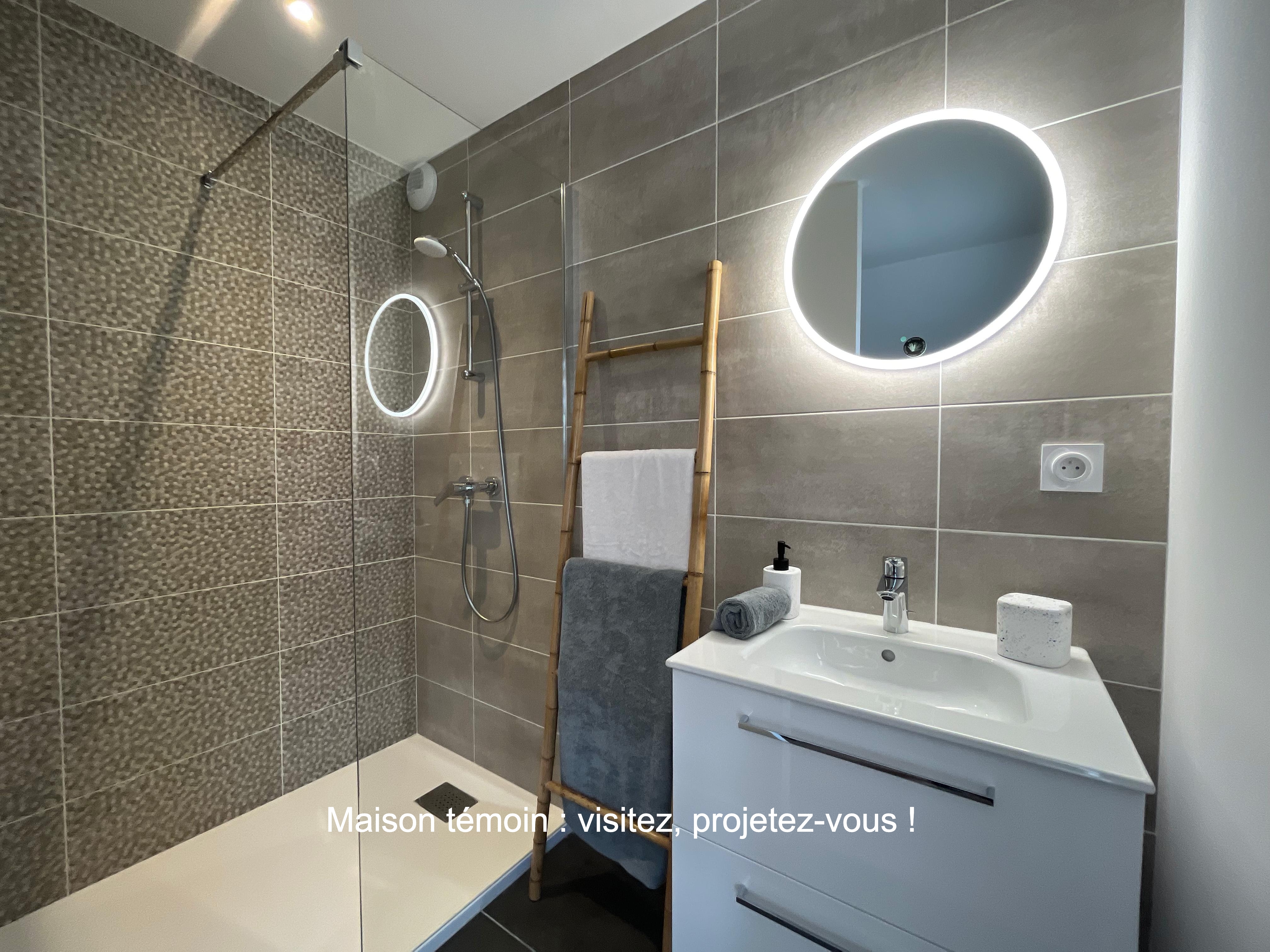 Maison 5 pièces 813 m² · à Sevrier · 813 m² · 879 900 €