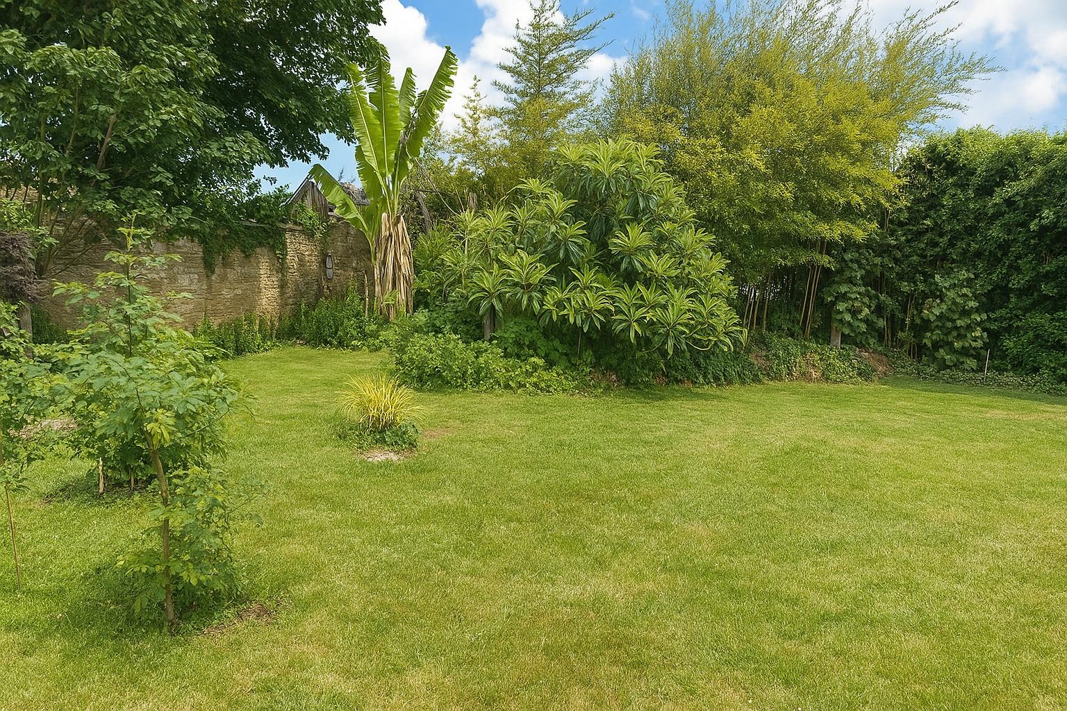 Terrain - 688 m² - Saint-Sylvain