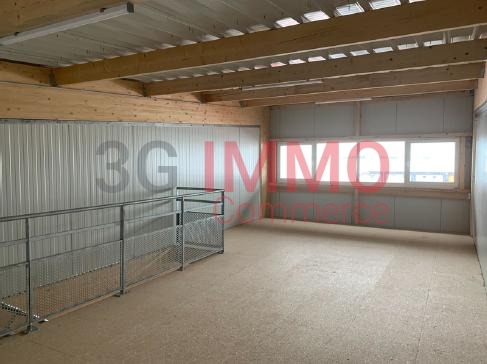 Local commercial 96 m² · à Niort · 96 m² · 544 €/mois
