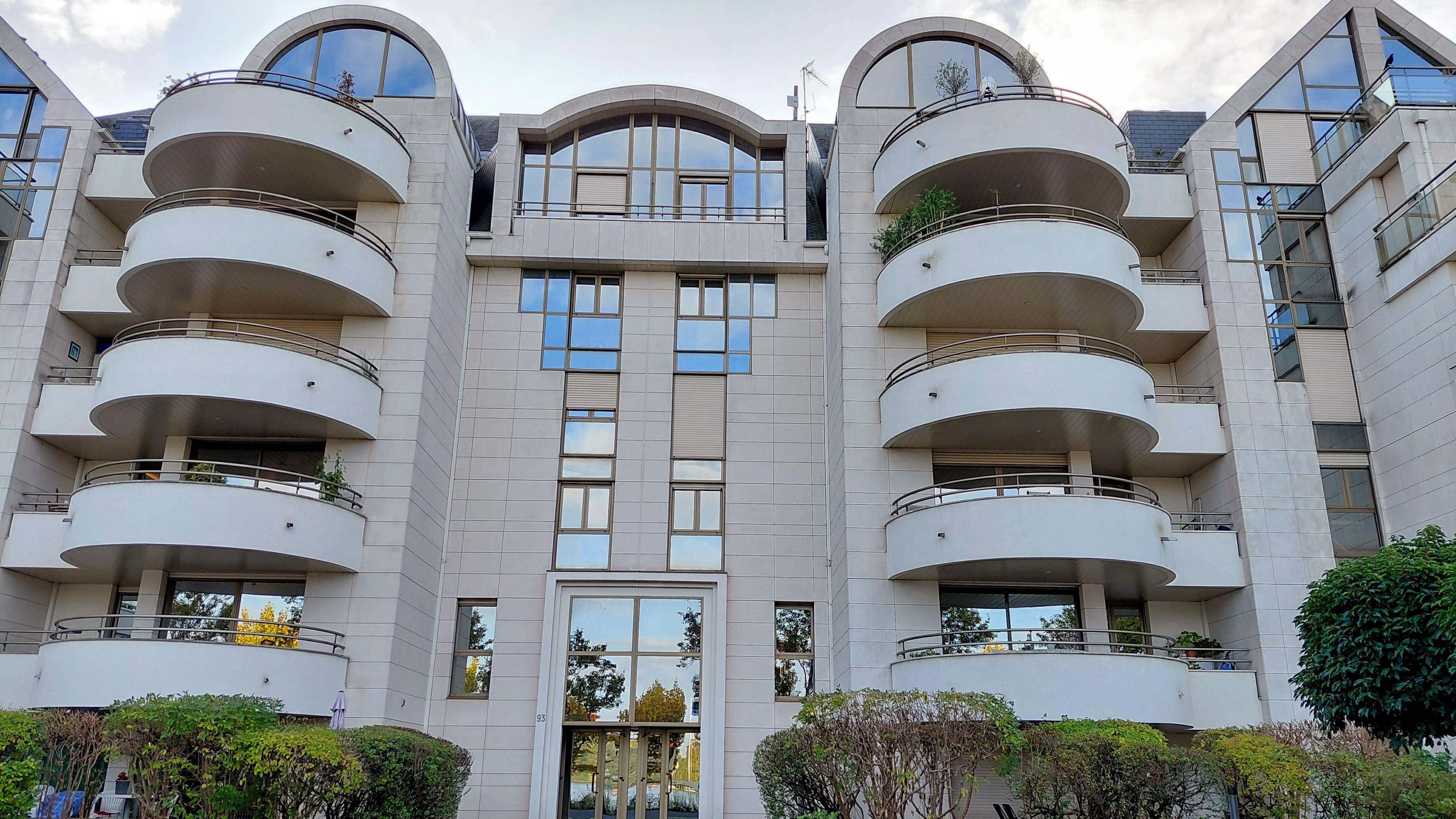 Appartement 6 pièces 145 m² · à Enghien-les-Bains · 144,7 m² · 1 190 000 €