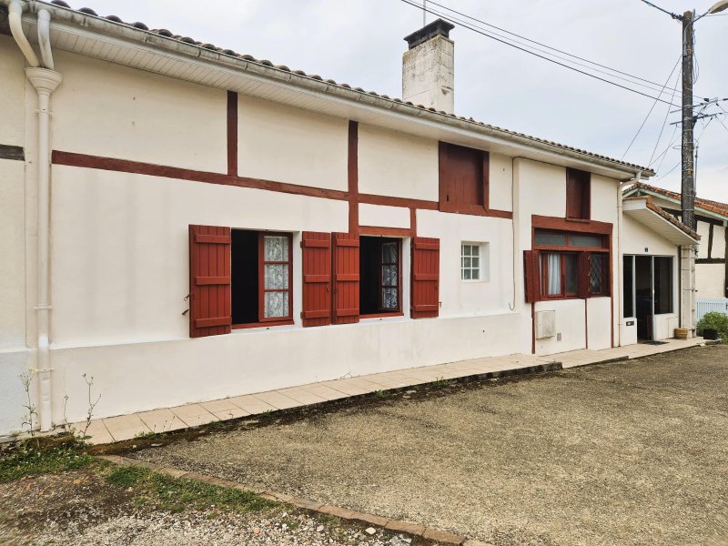 Maison à Mont-de-Marsan (40000) - Photo 2