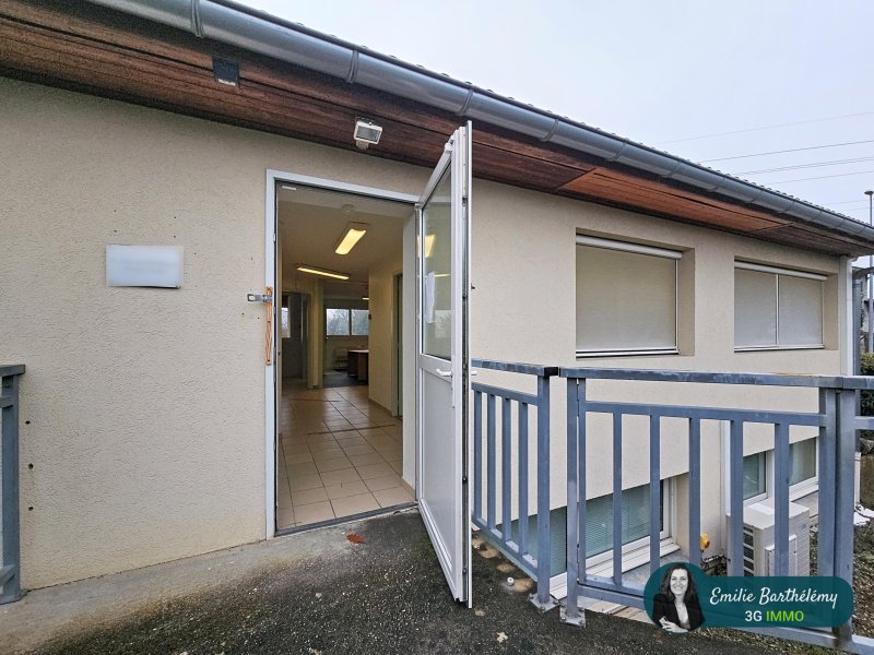 Local Industriel / Bâtiment à Reignier-Ésery (74930) - Photo 2