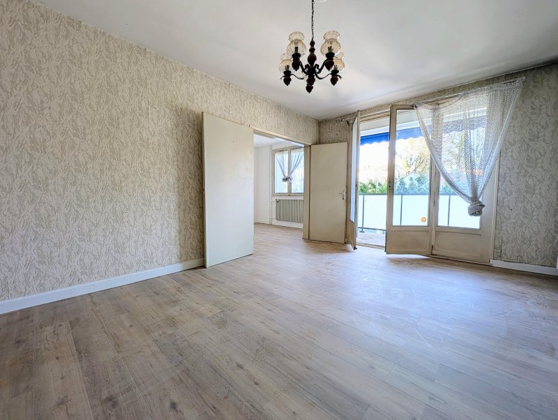 Appartement T3 à Bourg-lès-Valence (26500) - Photo 2