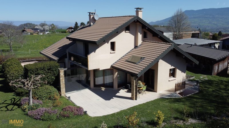 Maison avec dépendance à Reignier-Ésery (74930)