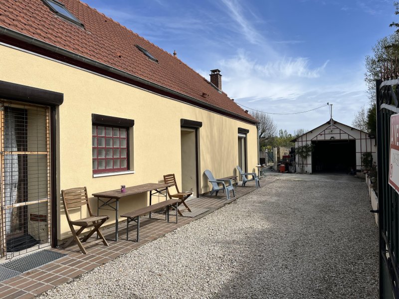 Photo 2