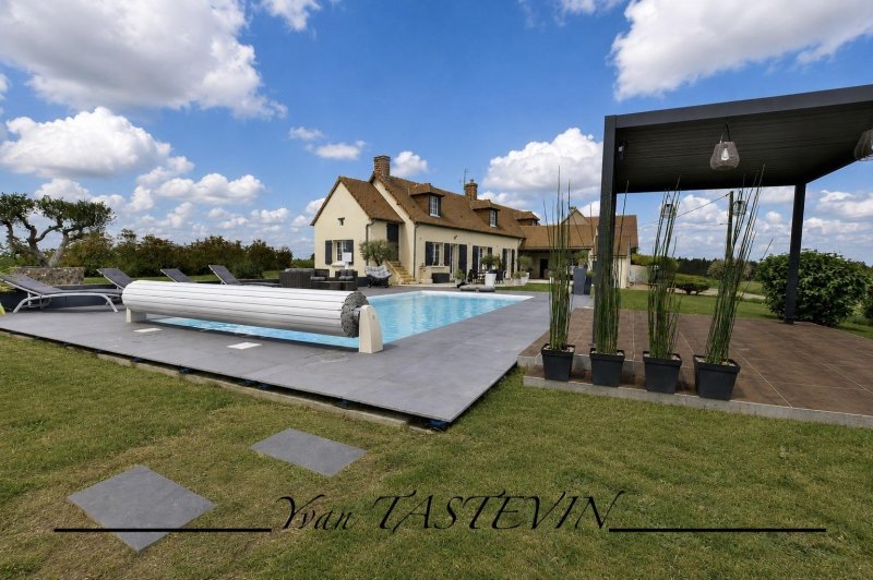 Propriété à Connerré (72160)