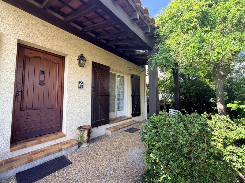 Photo 18