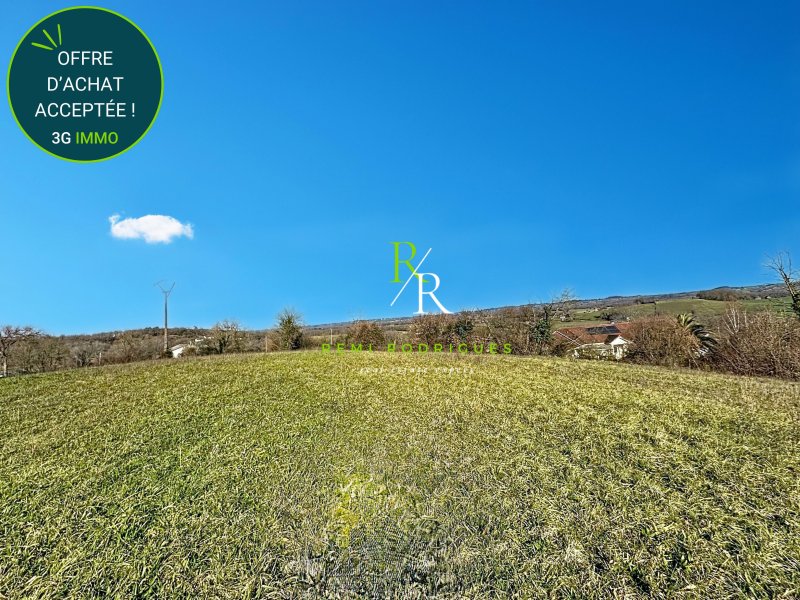 Terrain constructible à Mazerolles (64230)