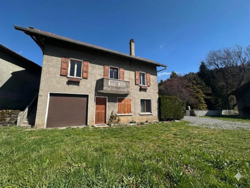 Maison ancienne à Châtillon-sur-Cluses (74300)