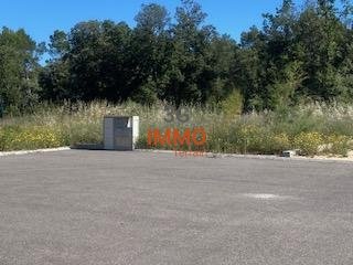 Terrain constructible à Uzès (30700)