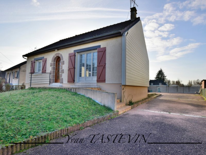 Maison à Montfort-Le-Gesnois (72450)