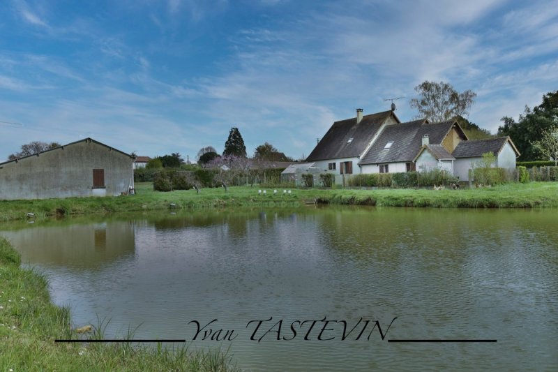 Maison à Lavaré (72390)