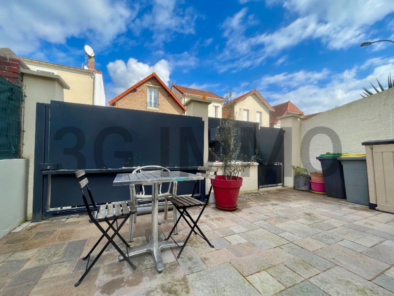 Maison à Épinay-Sur-Seine (93800)