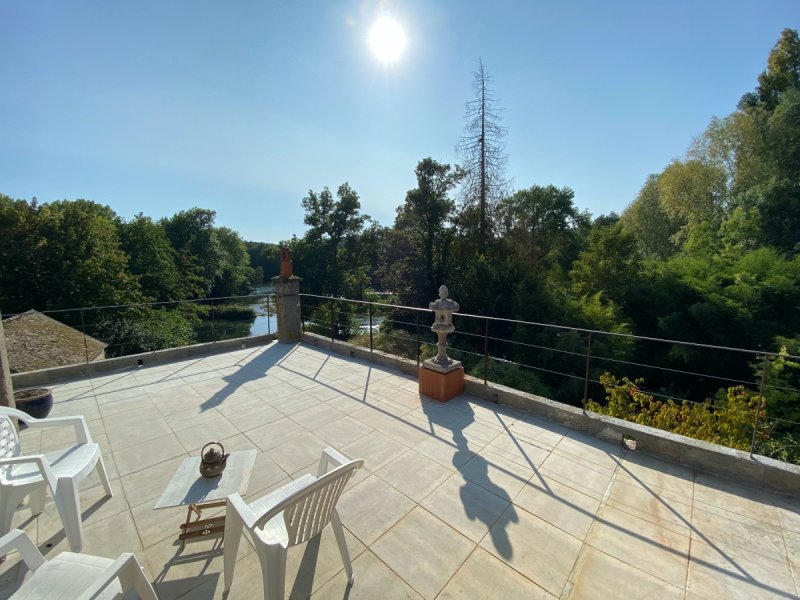 Immeuble à Bagneaux-Sur-Loing (77167)