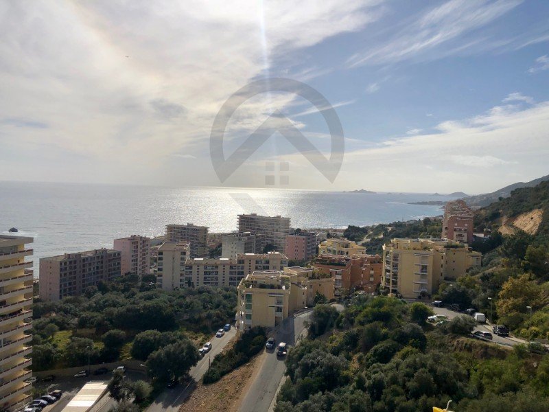 Appartement à Ajaccio (20000)